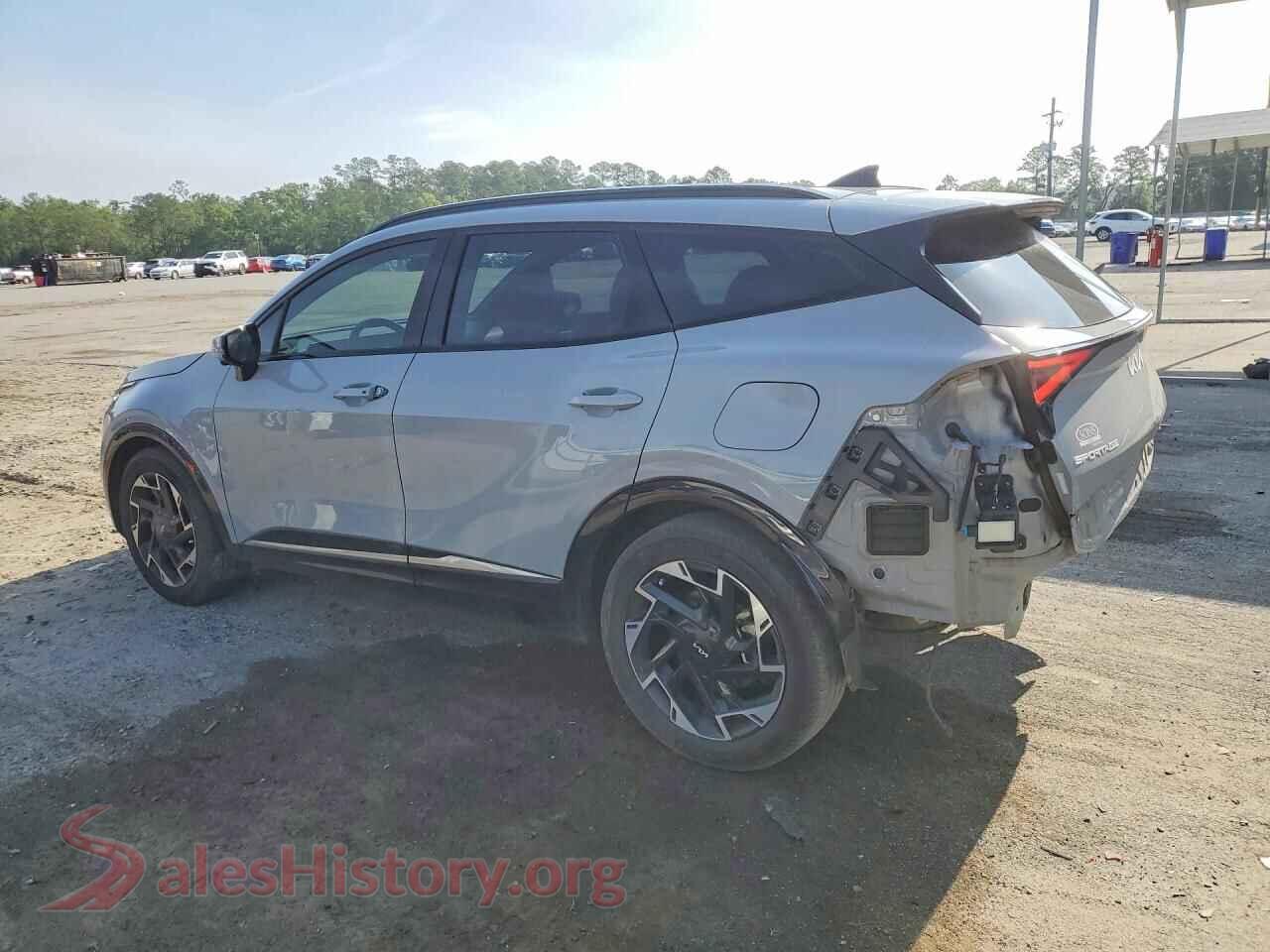 2025 KIA SPORTAGE VIN 5XYK53DFXSG235691, front view