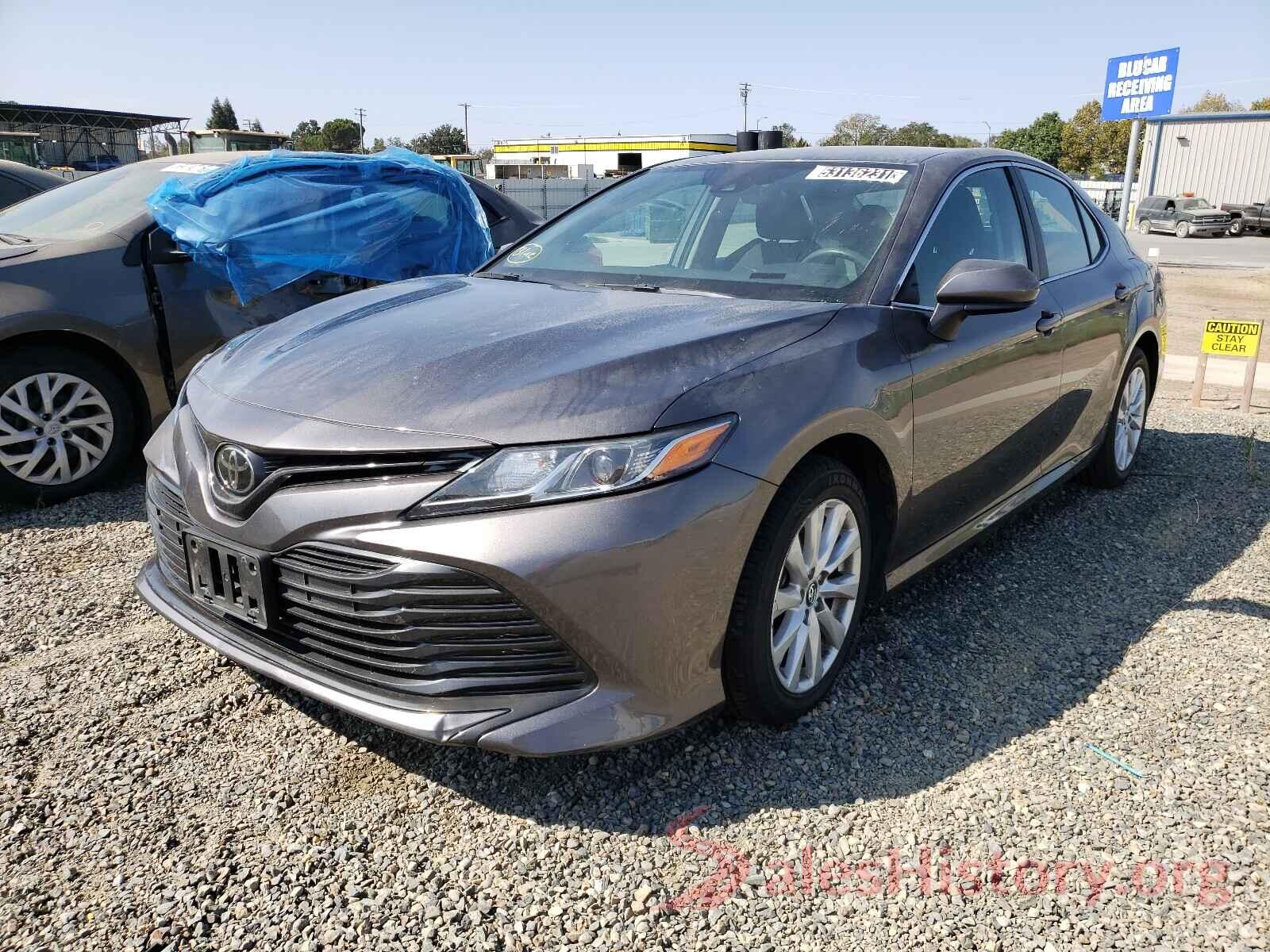 4T1B11HK8KU267296 2019 TOYOTA CAMRY