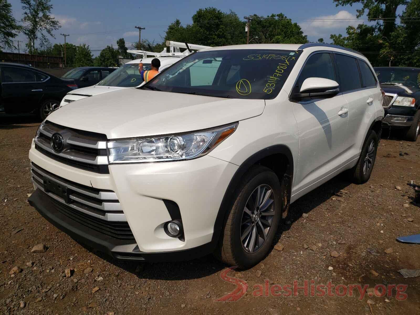 5TDJZRFH8JS842465 2018 TOYOTA HIGHLANDER