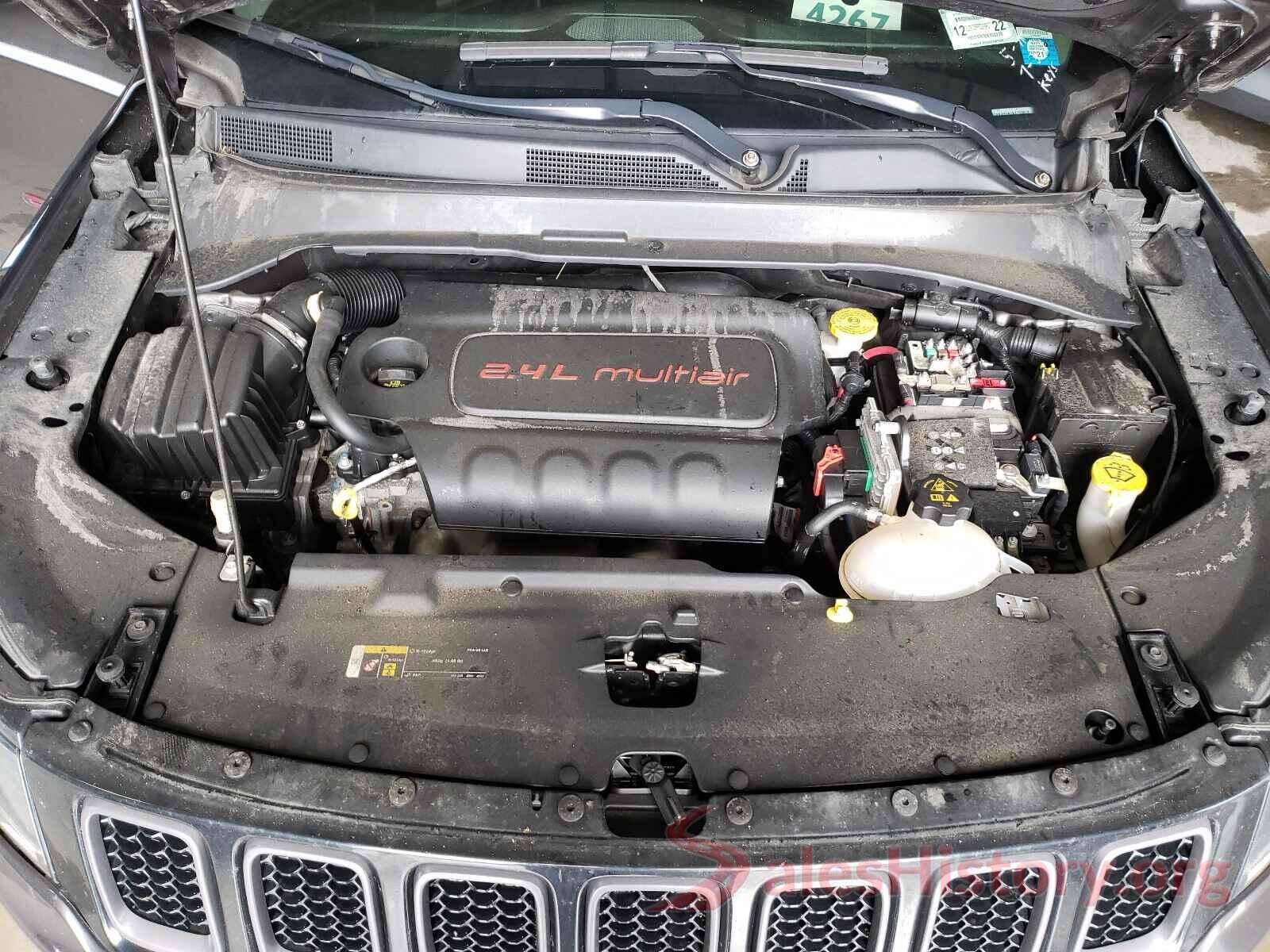 3C4NJDDB1KT733072 2019 JEEP COMPASS