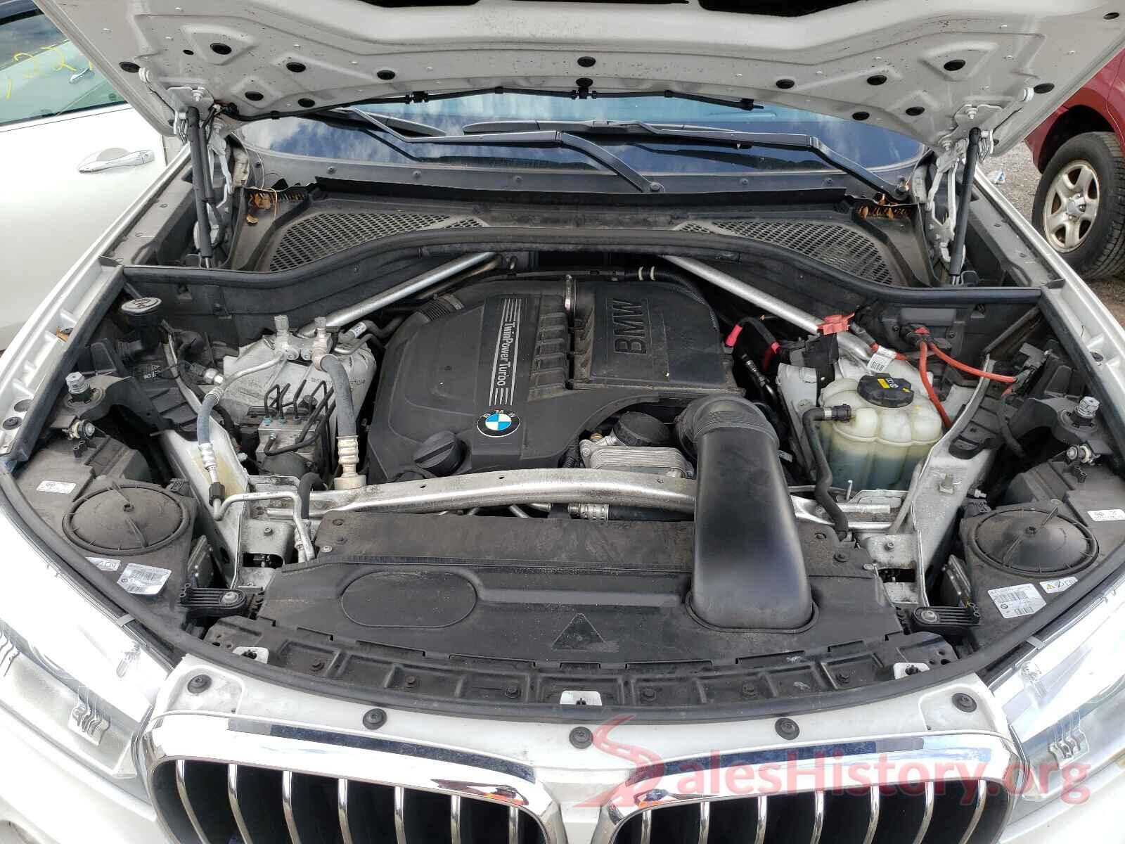 5UXKR0C59J0X92929 2018 BMW X5