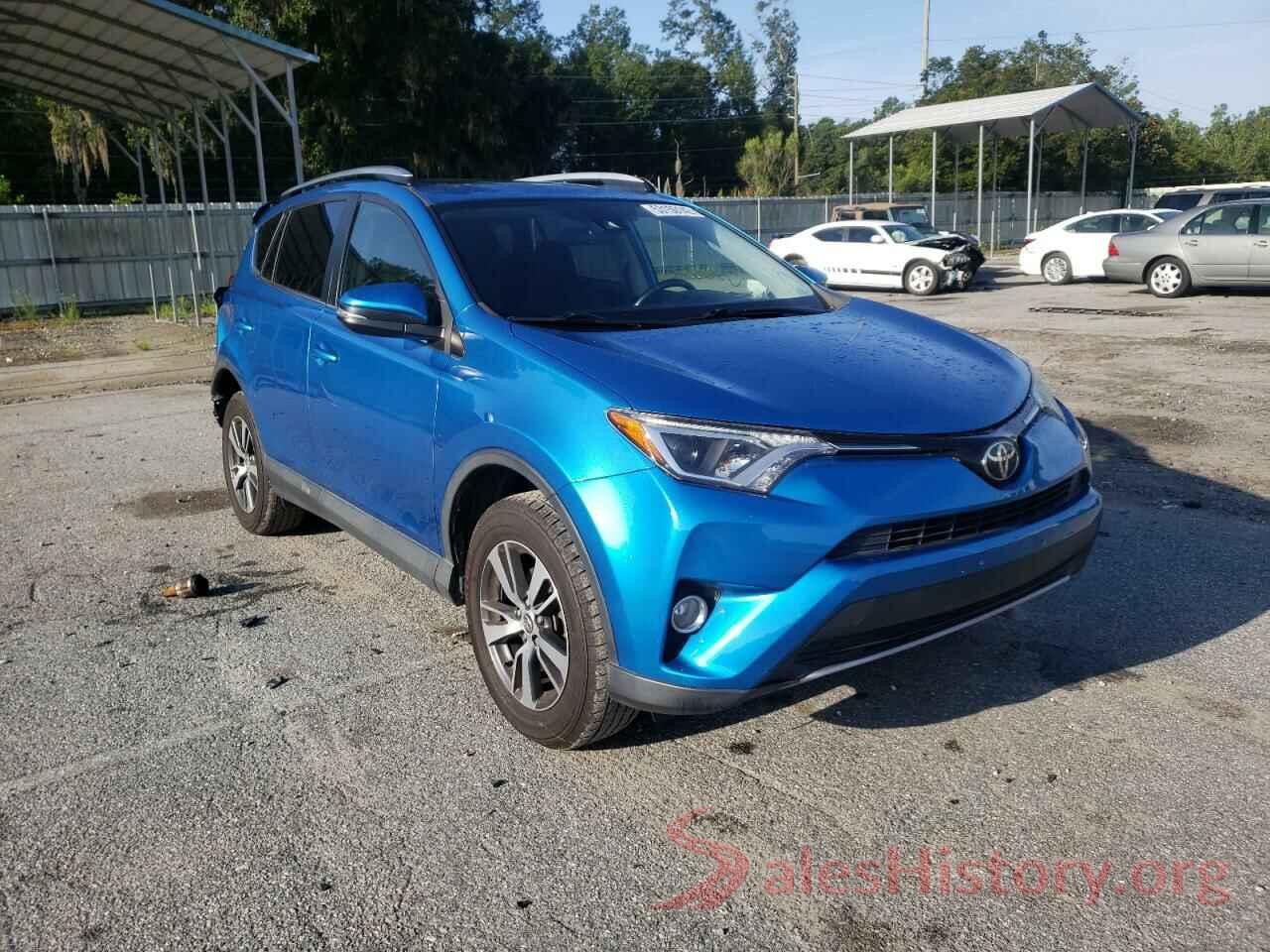 JTMRFREV3HJ708070 2017 TOYOTA RAV4