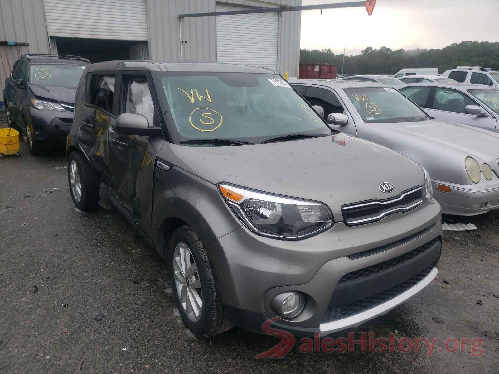 KNDJP3A59J7551967 2018 KIA SOUL