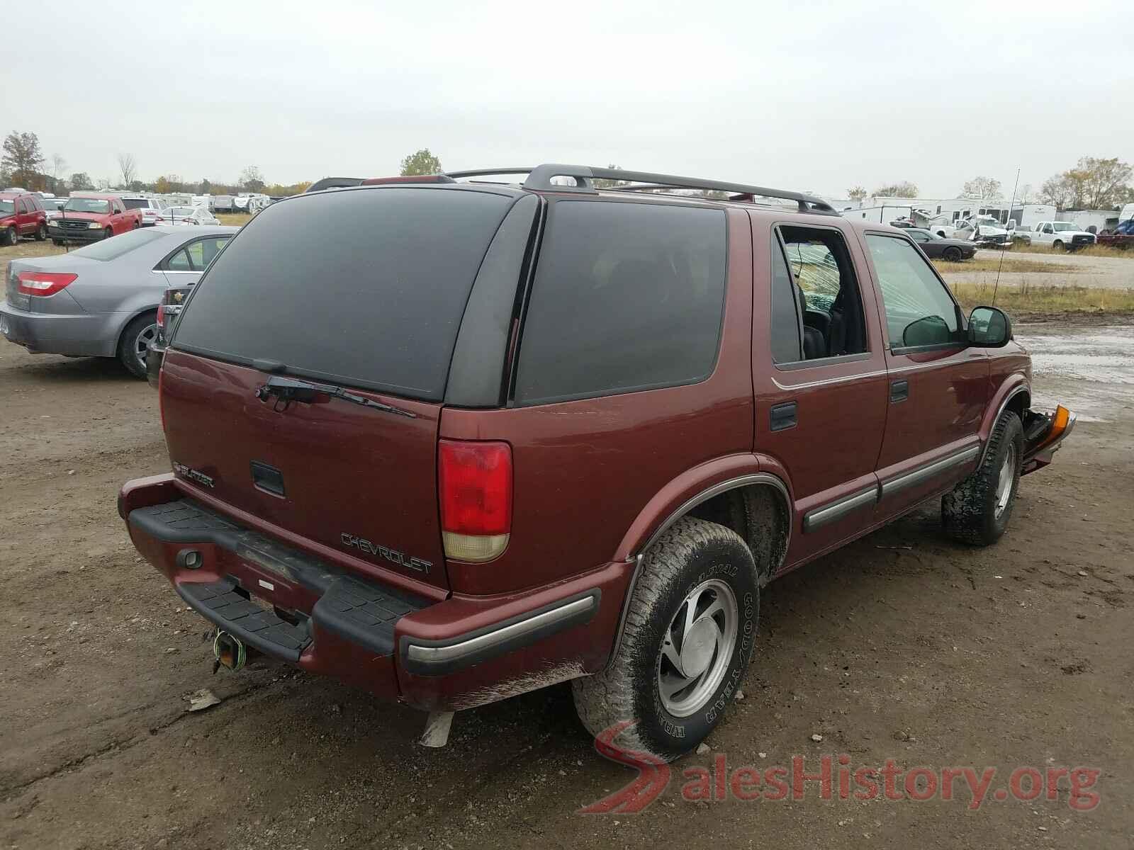 1GNDT13W3W2143821 1998 CHEVROLET BLAZER