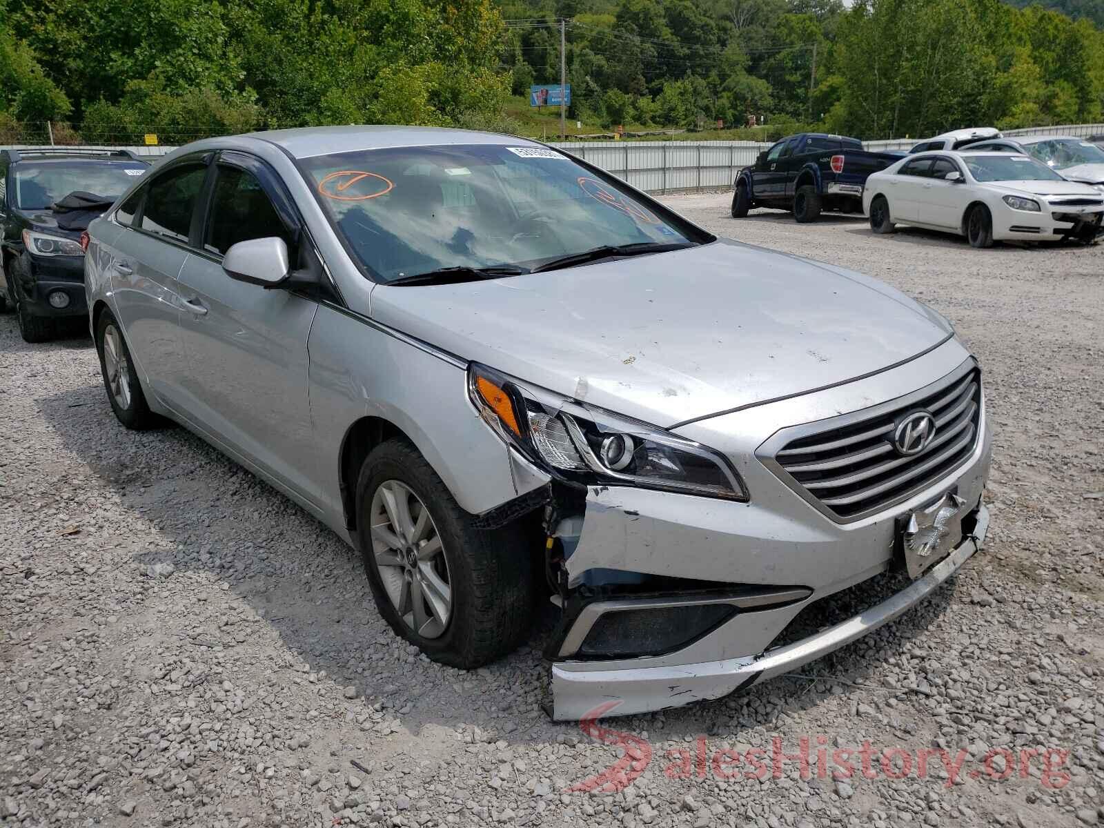 5NPE24AF8HH475906 2017 HYUNDAI SONATA