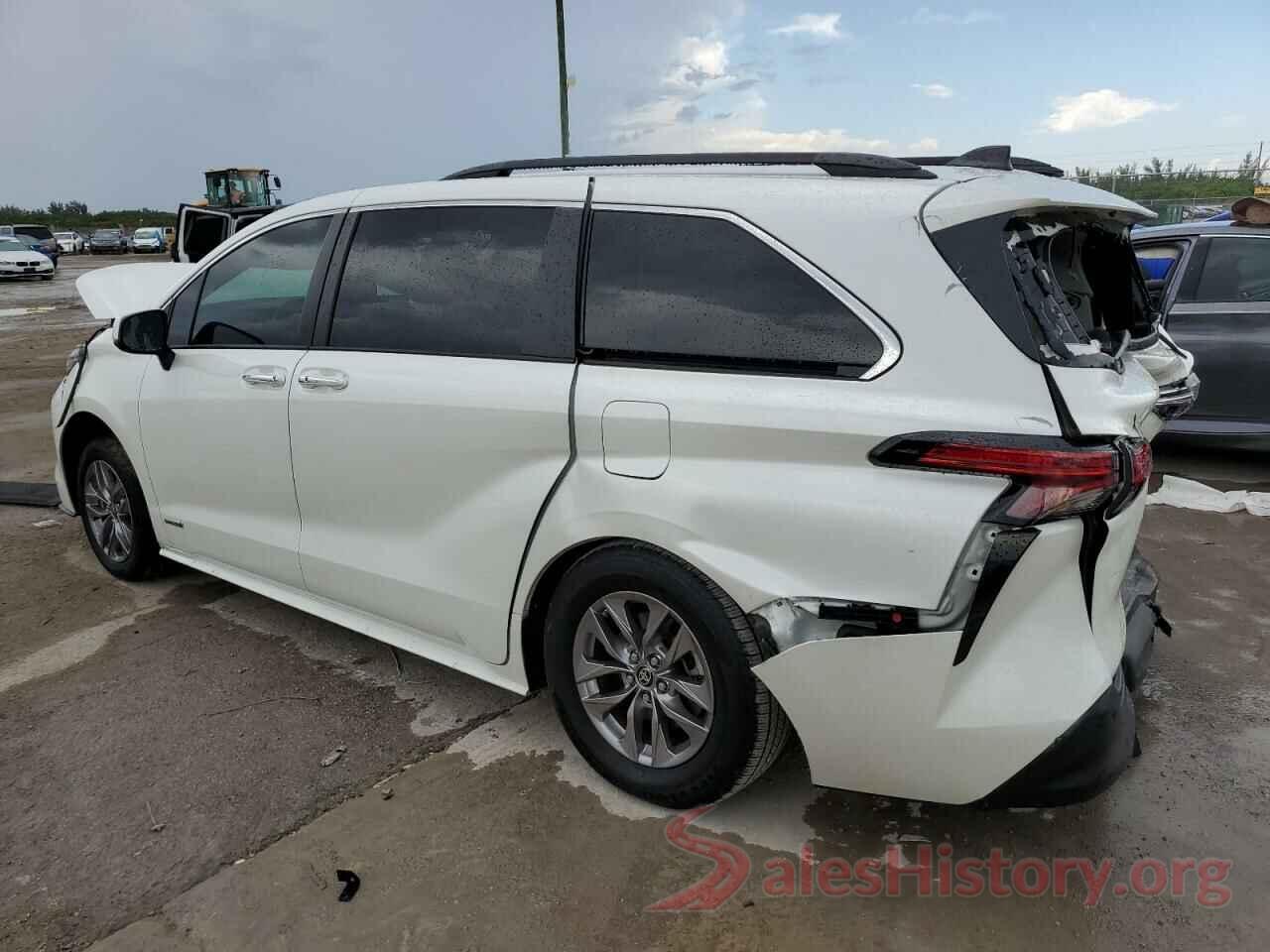 5TDYRKEC7MS011524 2021 TOYOTA SIENNA