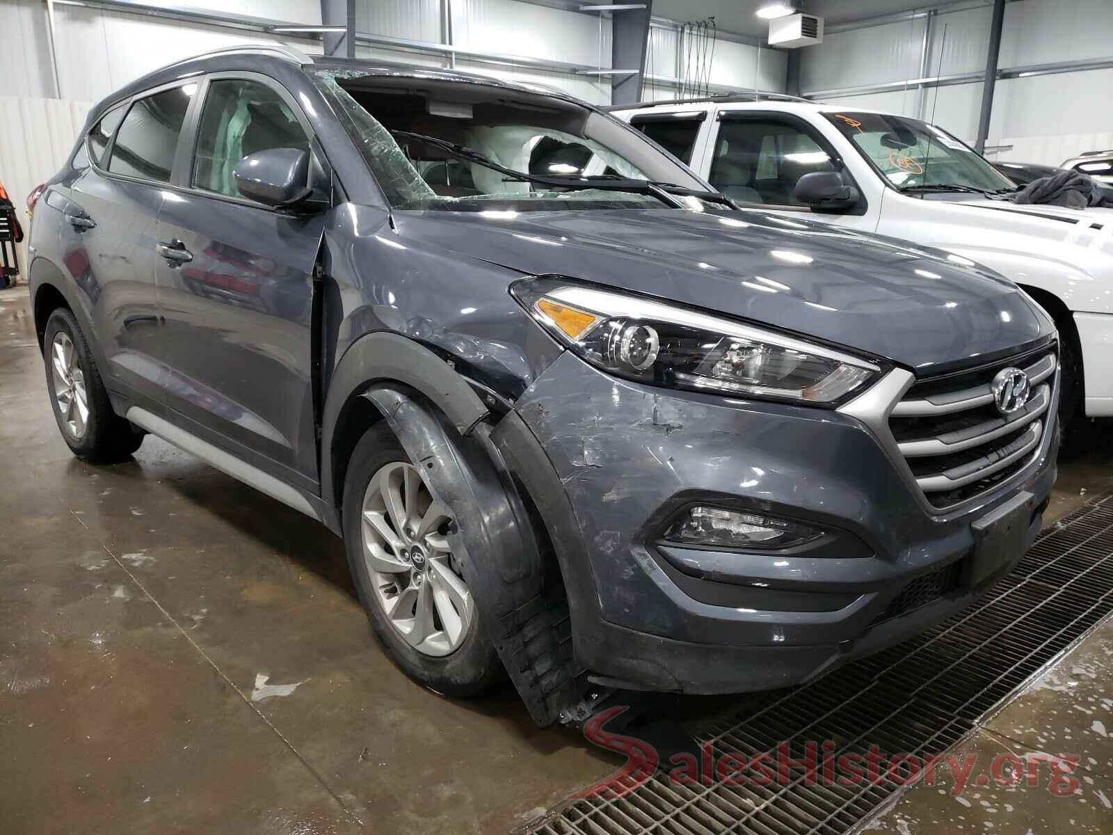 KM8J3CA40JU666571 2018 HYUNDAI TUCSON