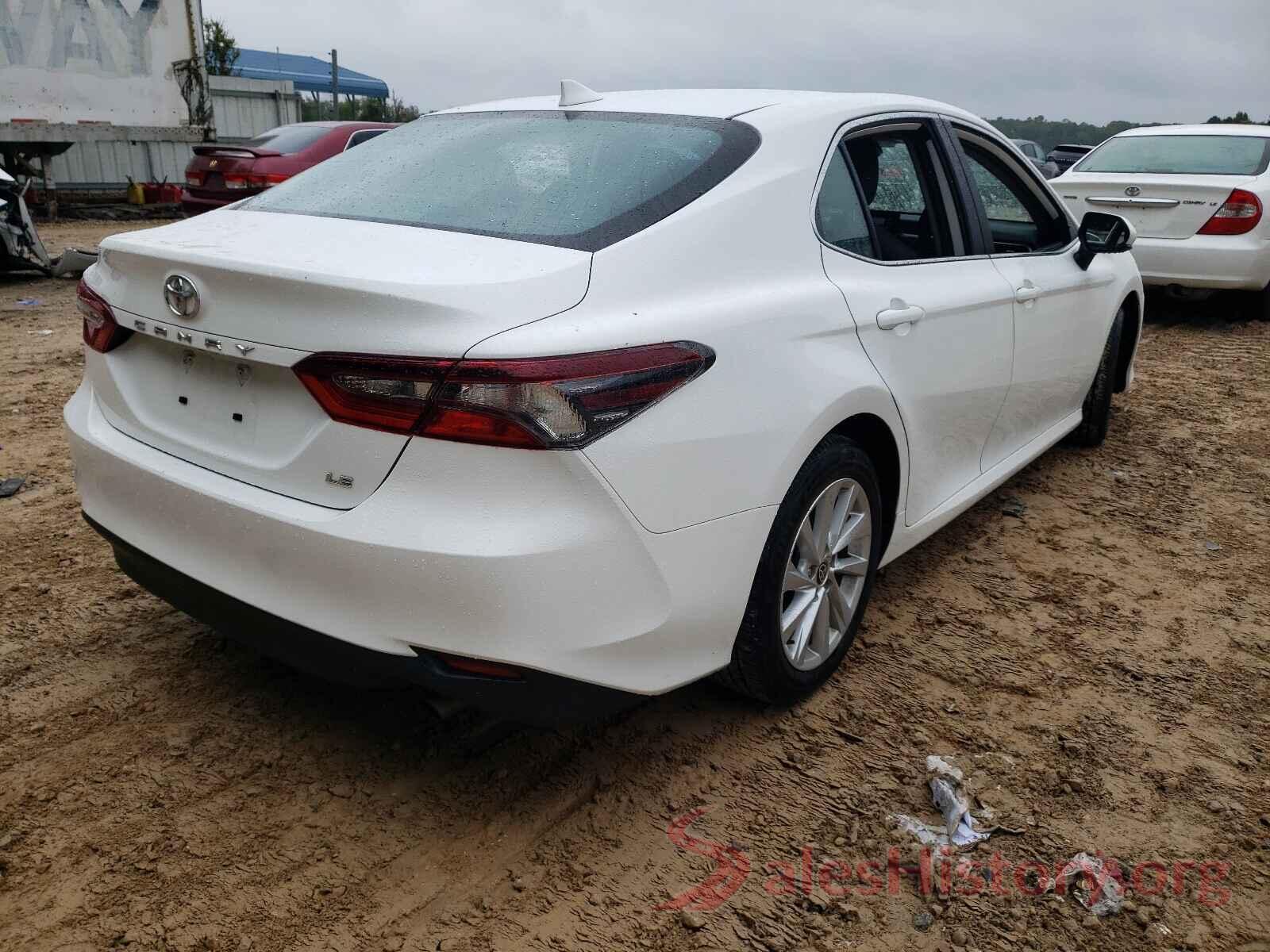 4T1C11AK2MU455782 2021 TOYOTA CAMRY