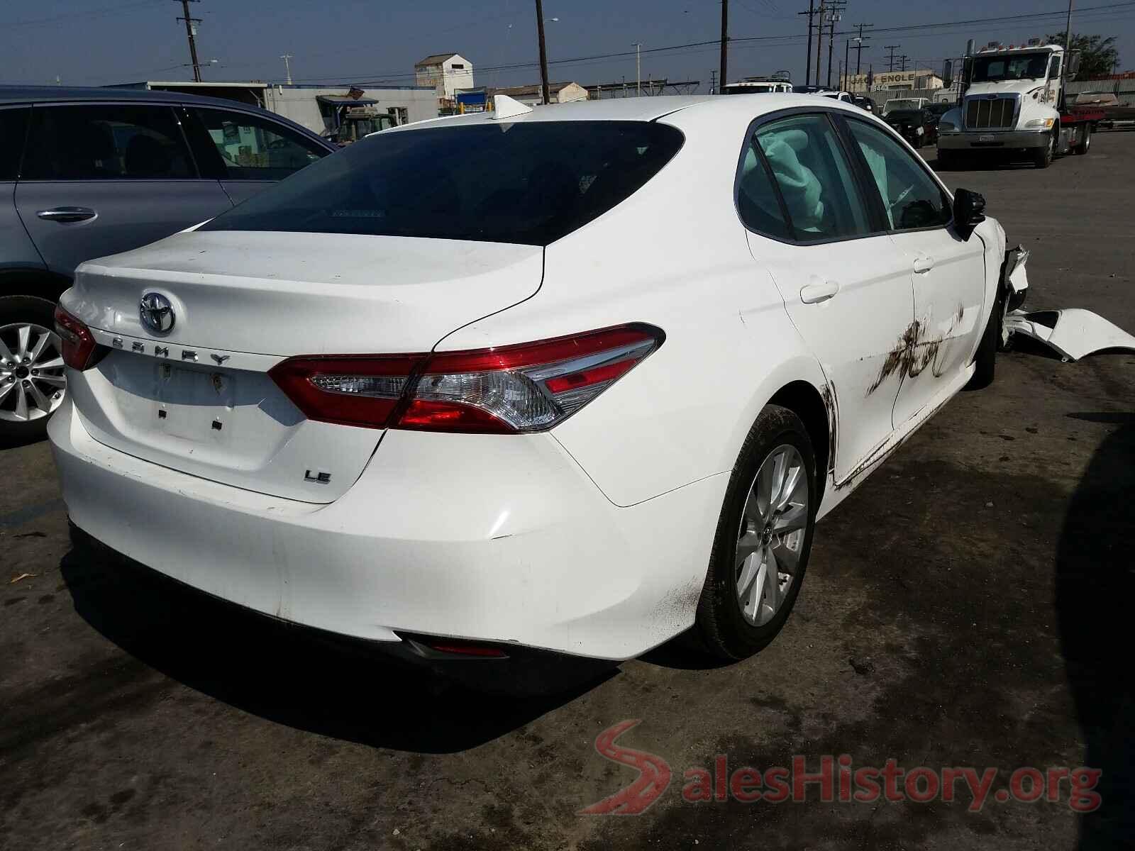 4T1B11HK3KU266704 2019 TOYOTA CAMRY