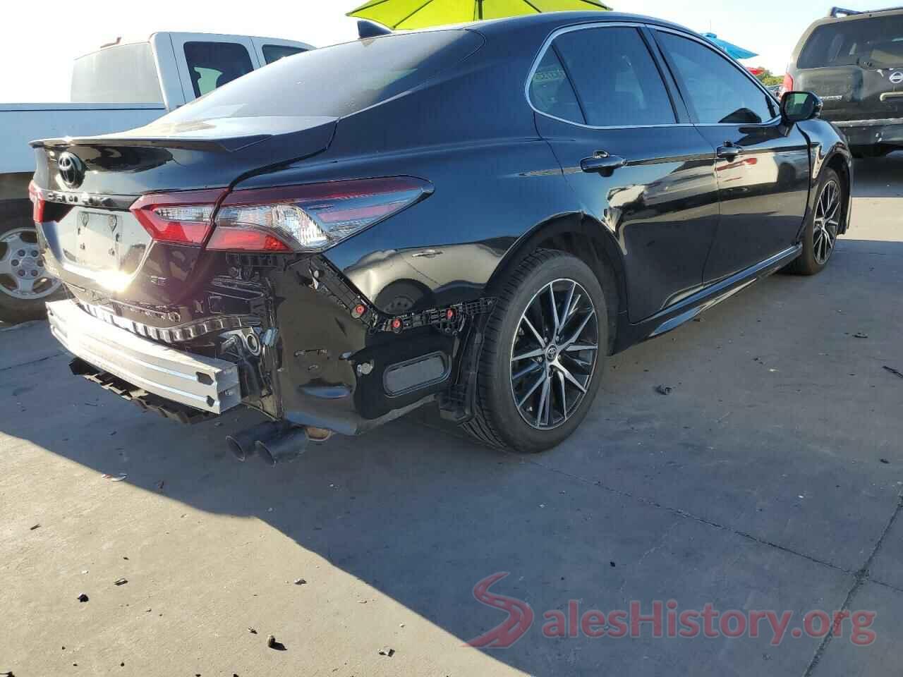 4T1G11AK4MU551429 2021 TOYOTA CAMRY