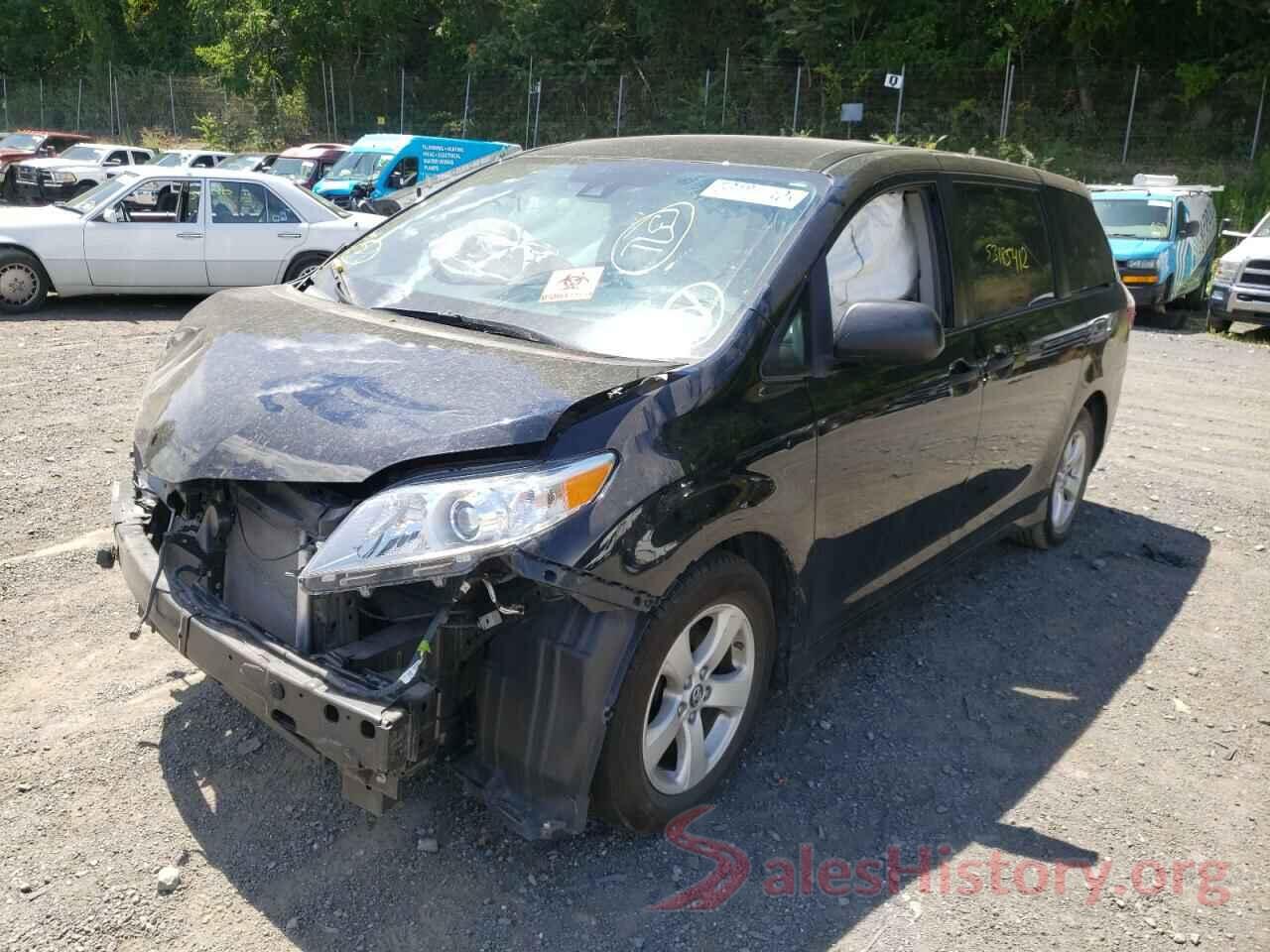 5TDZZ3DC1KS993821 2019 TOYOTA SIENNA