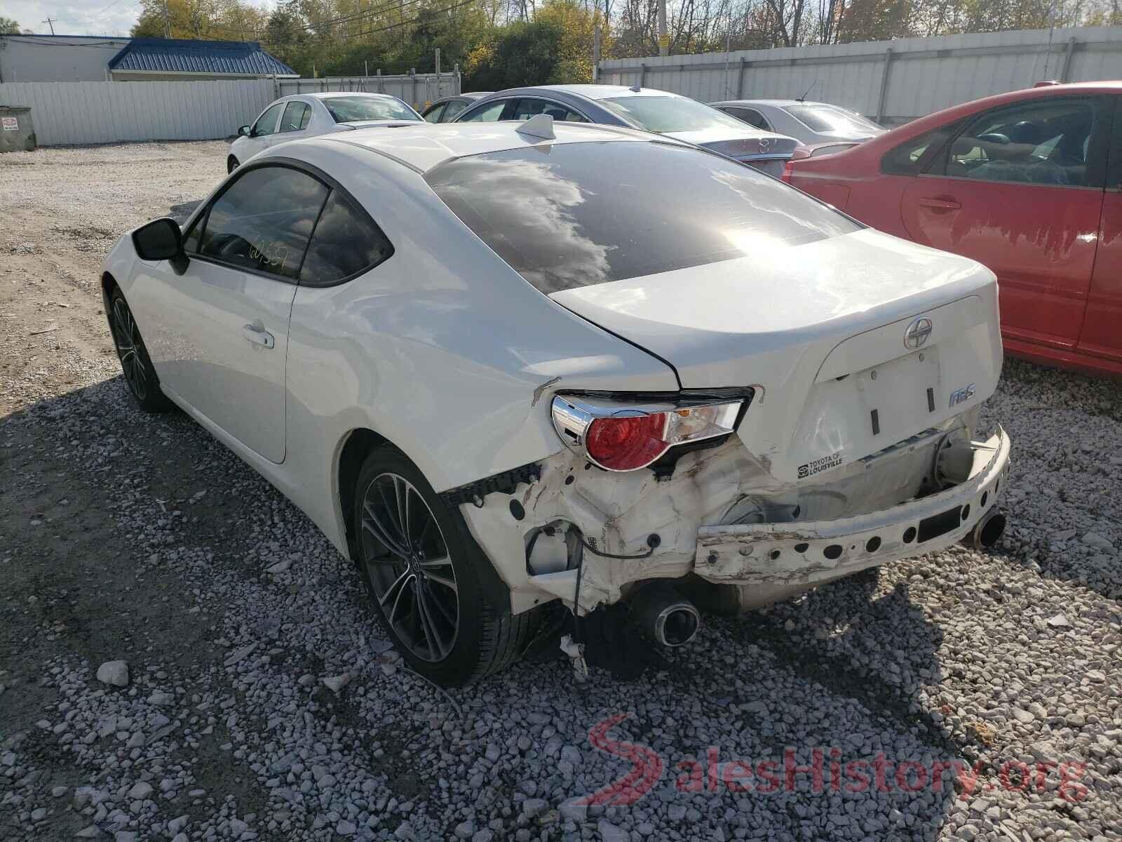 JF1ZNAA1XG9705759 2016 TOYOTA SCION