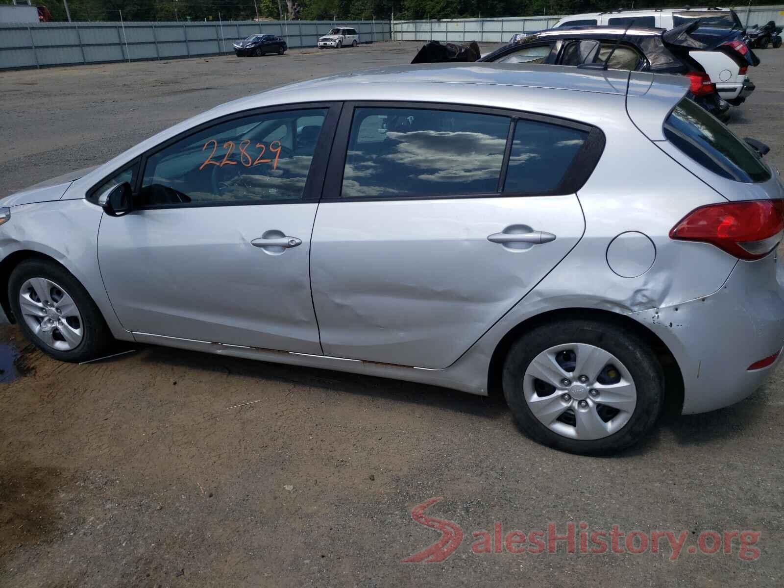 KNAFK5A84H5668739 2017 KIA FORTE