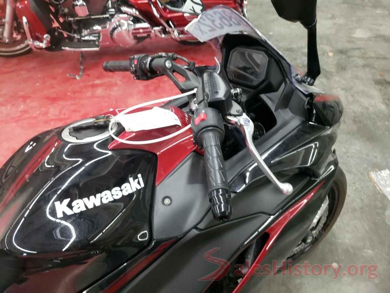 ML5EXEM13MDA30171 2021 KAWASAKI EX650 M