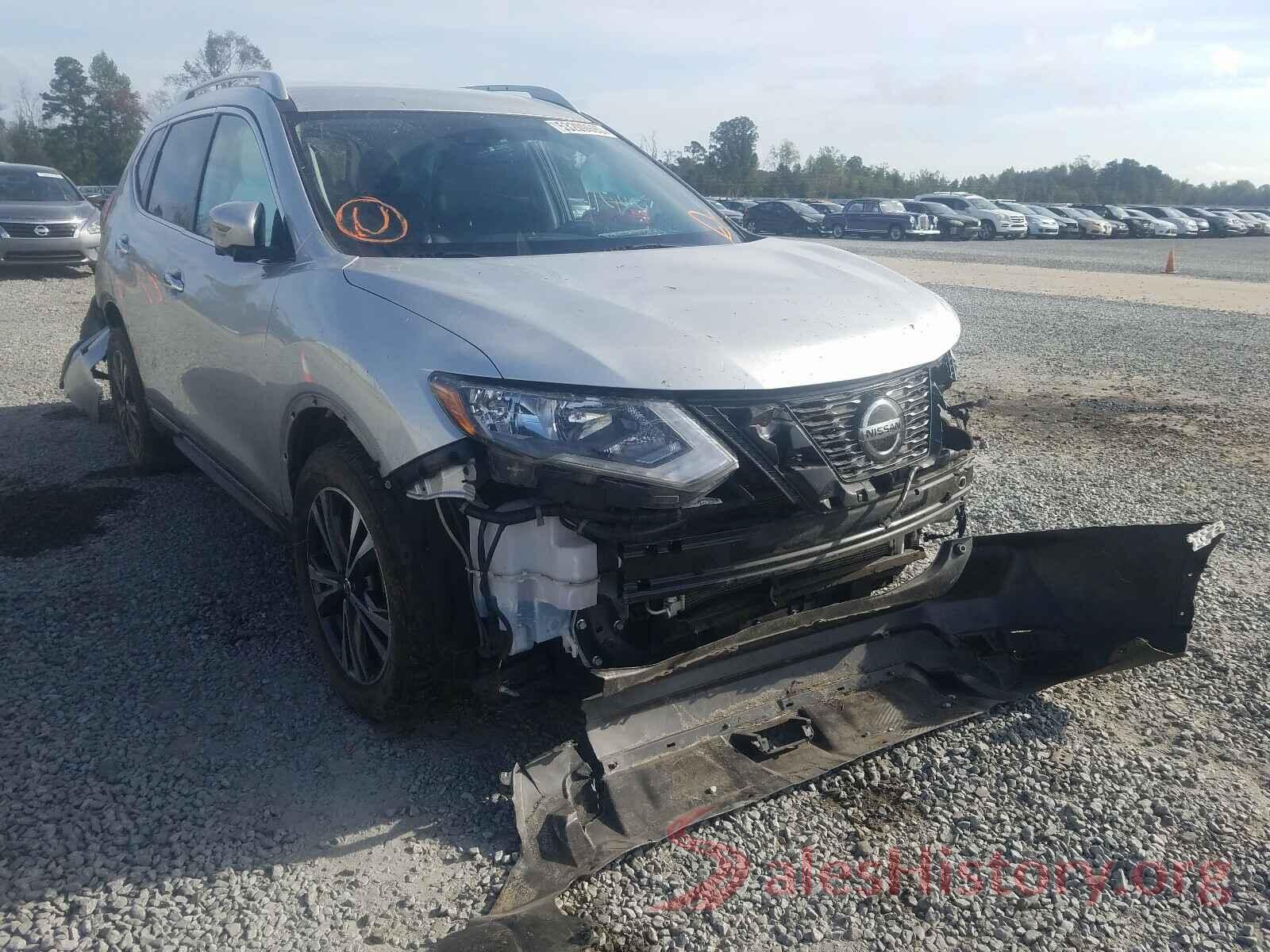 JN8AT2MT7JW460447 2018 NISSAN ROGUE