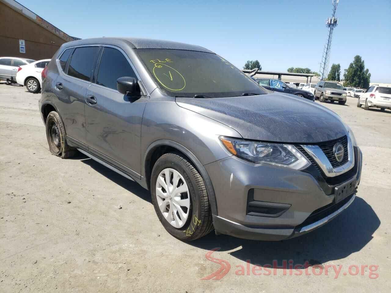 KNMAT2MT1JP520096 2018 NISSAN ROGUE