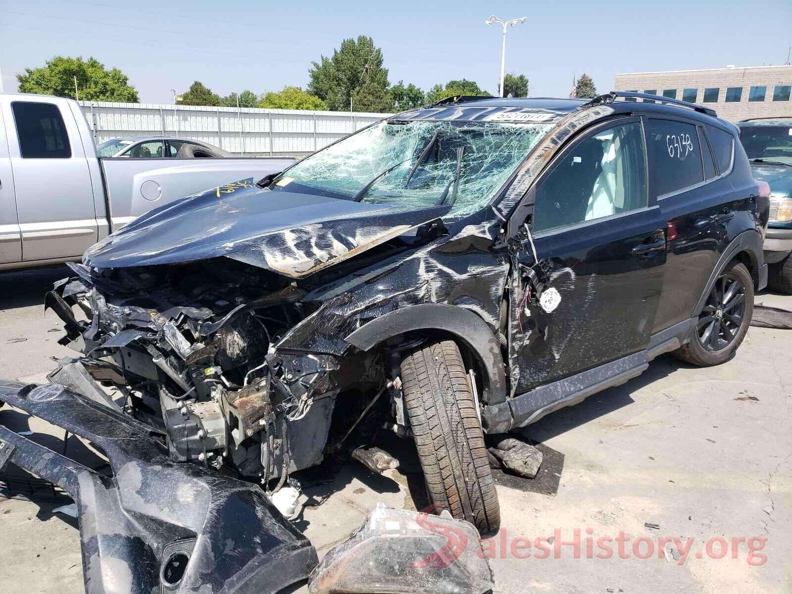 2T3RFREVXJW761419 2018 TOYOTA RAV4