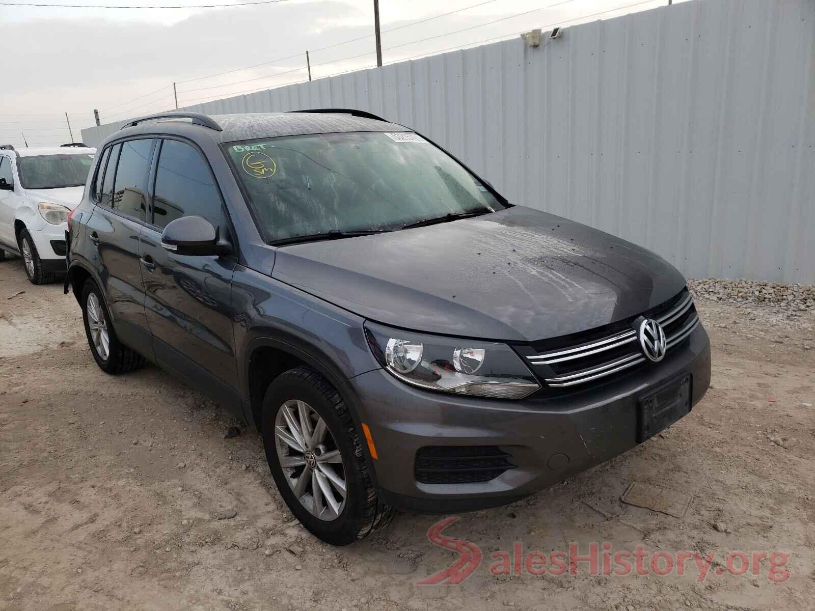 WVGAV7AX3HK048825 2017 VOLKSWAGEN TIGUAN