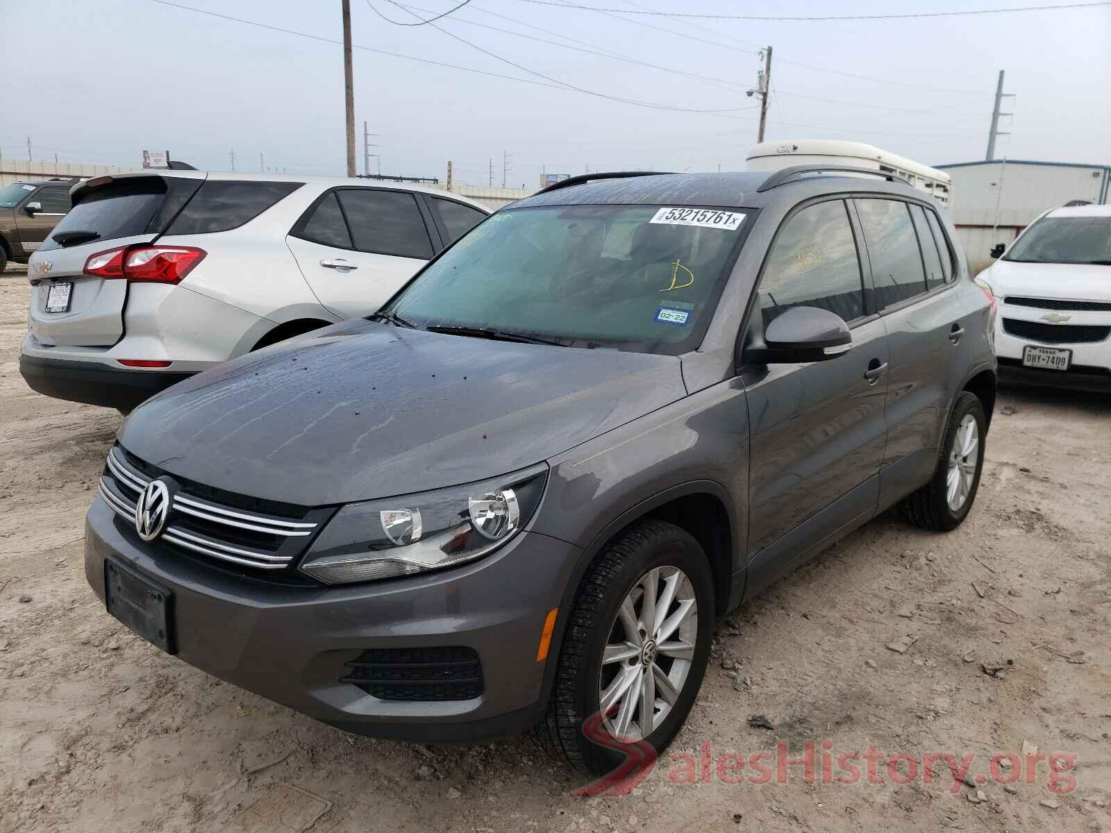 WVGAV7AX3HK048825 2017 VOLKSWAGEN TIGUAN