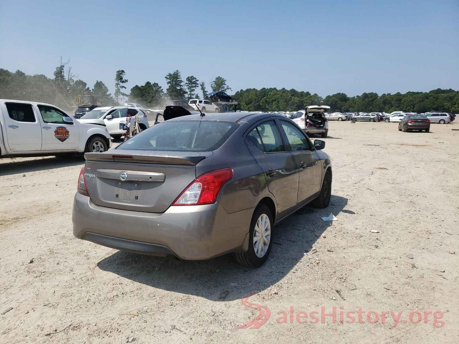 3N1CN7AP8HL846977 2017 NISSAN VERSA