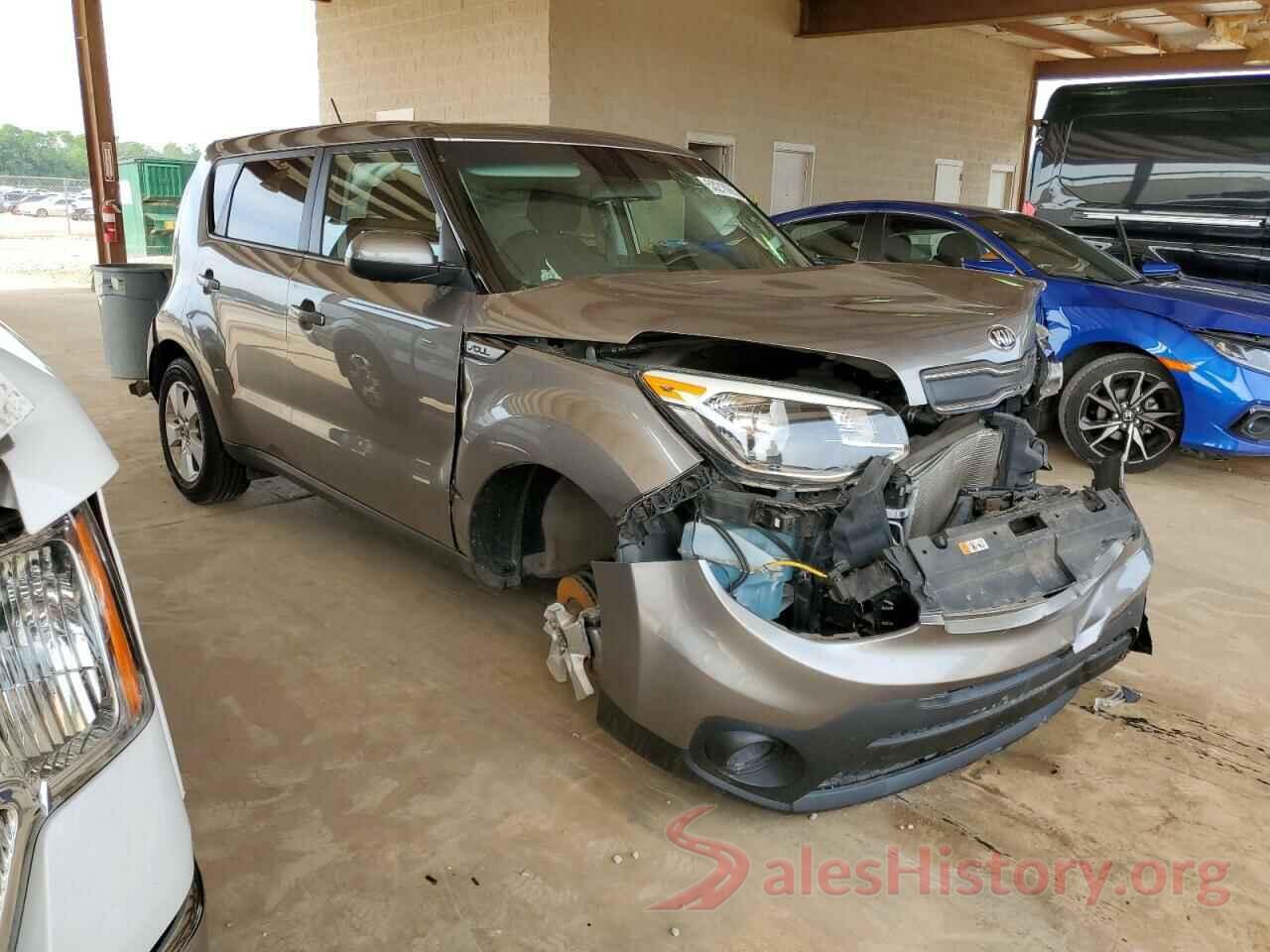 KNDJN2A27J7509206 2018 KIA SOUL