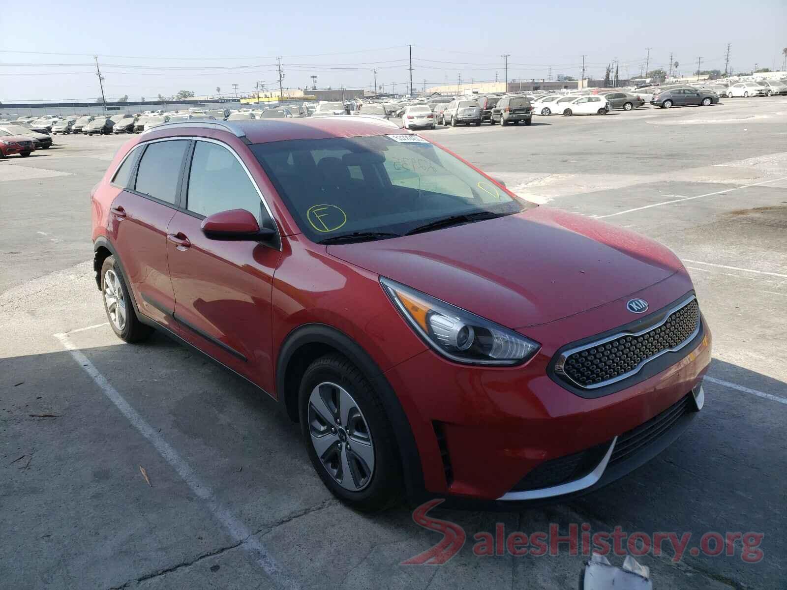 KNDCB3LC1K5260685 2019 KIA NIRO