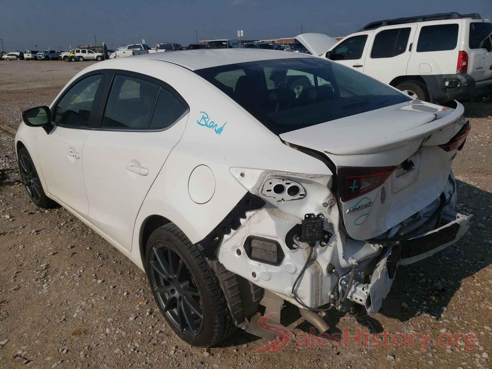 3MZBN1V36JM183080 2018 MAZDA 3