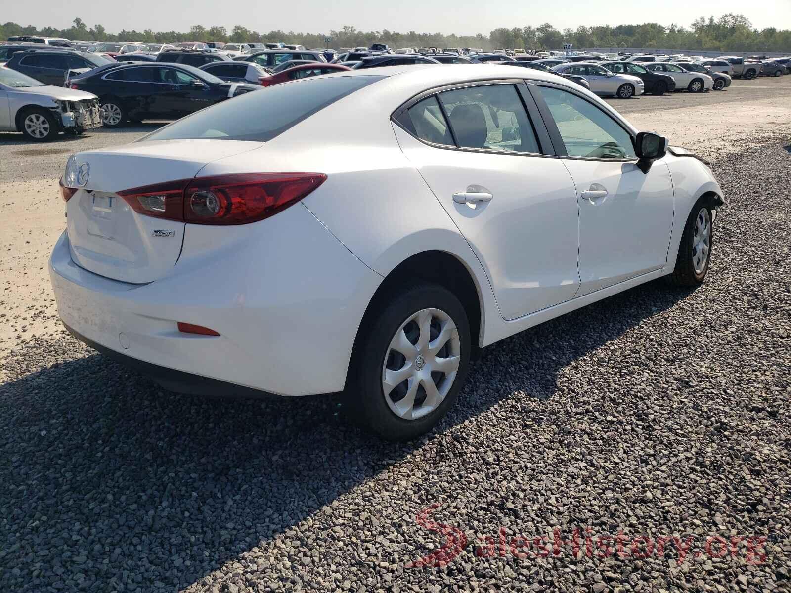 3MZBN1U7XJM177660 2018 MAZDA 3