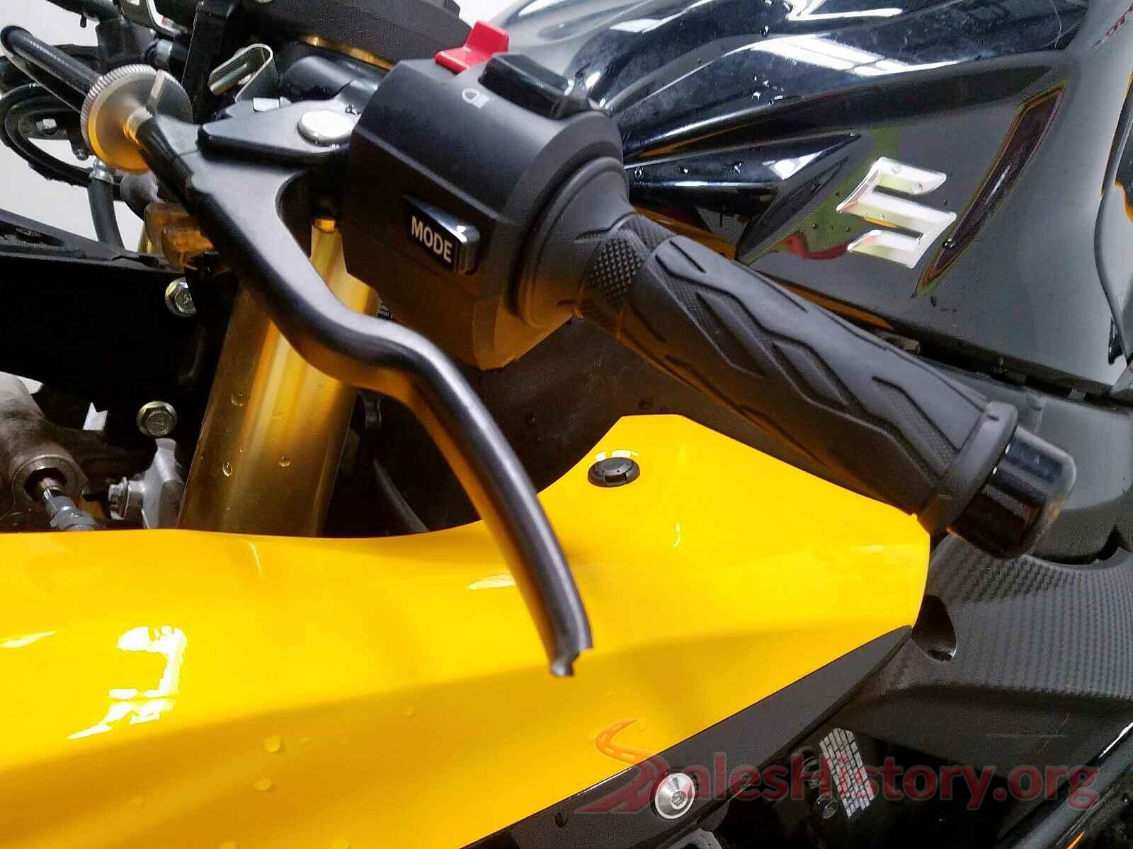 JS1GR7MA1H2101221 2017 SUZUKI GSX-R750