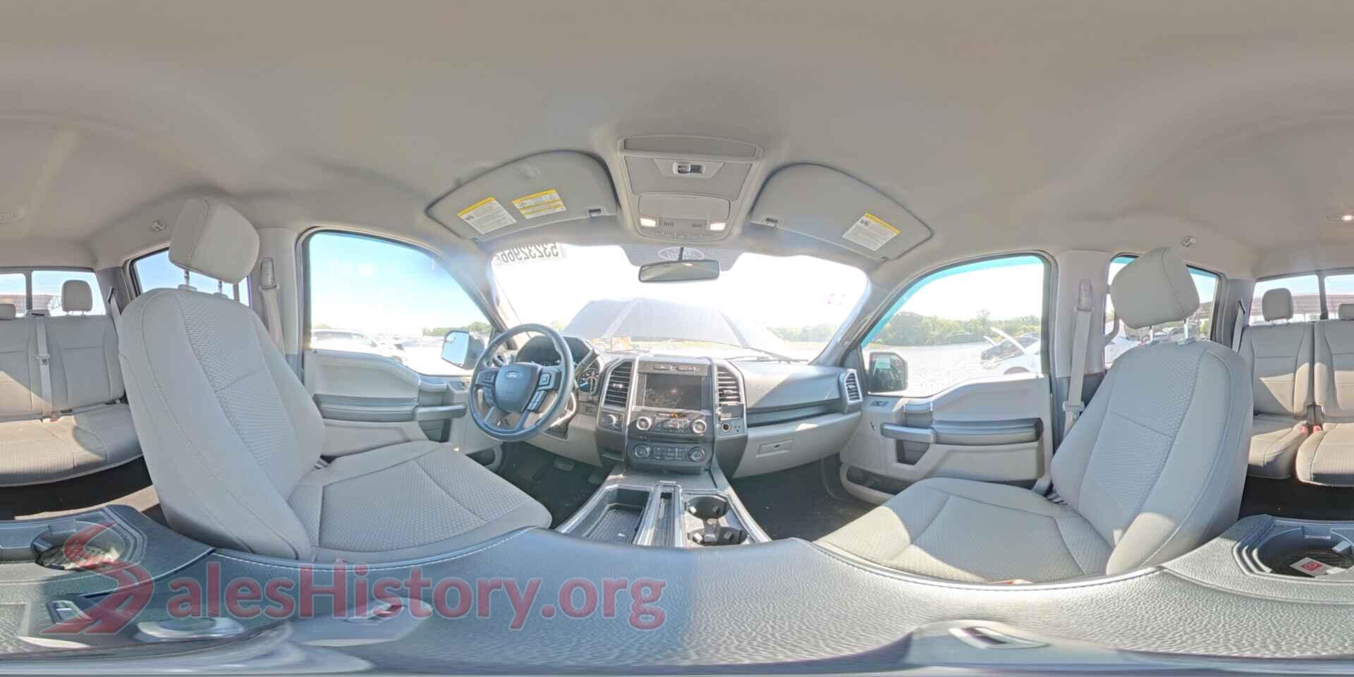 2018 FORD F150 VIN 1FTEW1EPXJFC69220, damage close-up