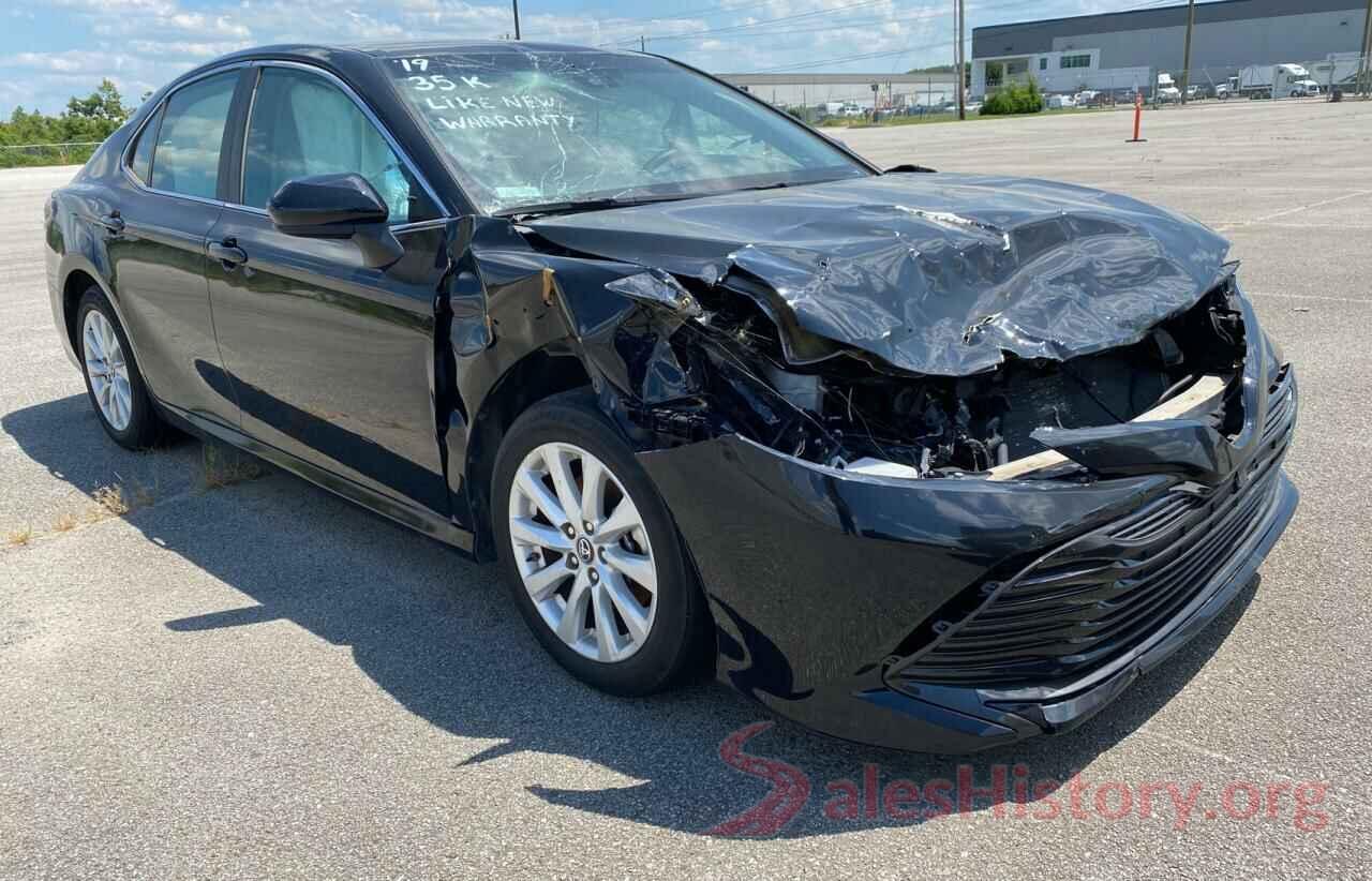 4T1B11HK7KU760113 2019 TOYOTA CAMRY