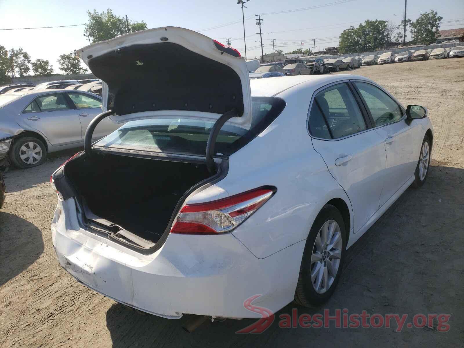 4T1B11HK2KU807578 2019 TOYOTA CAMRY