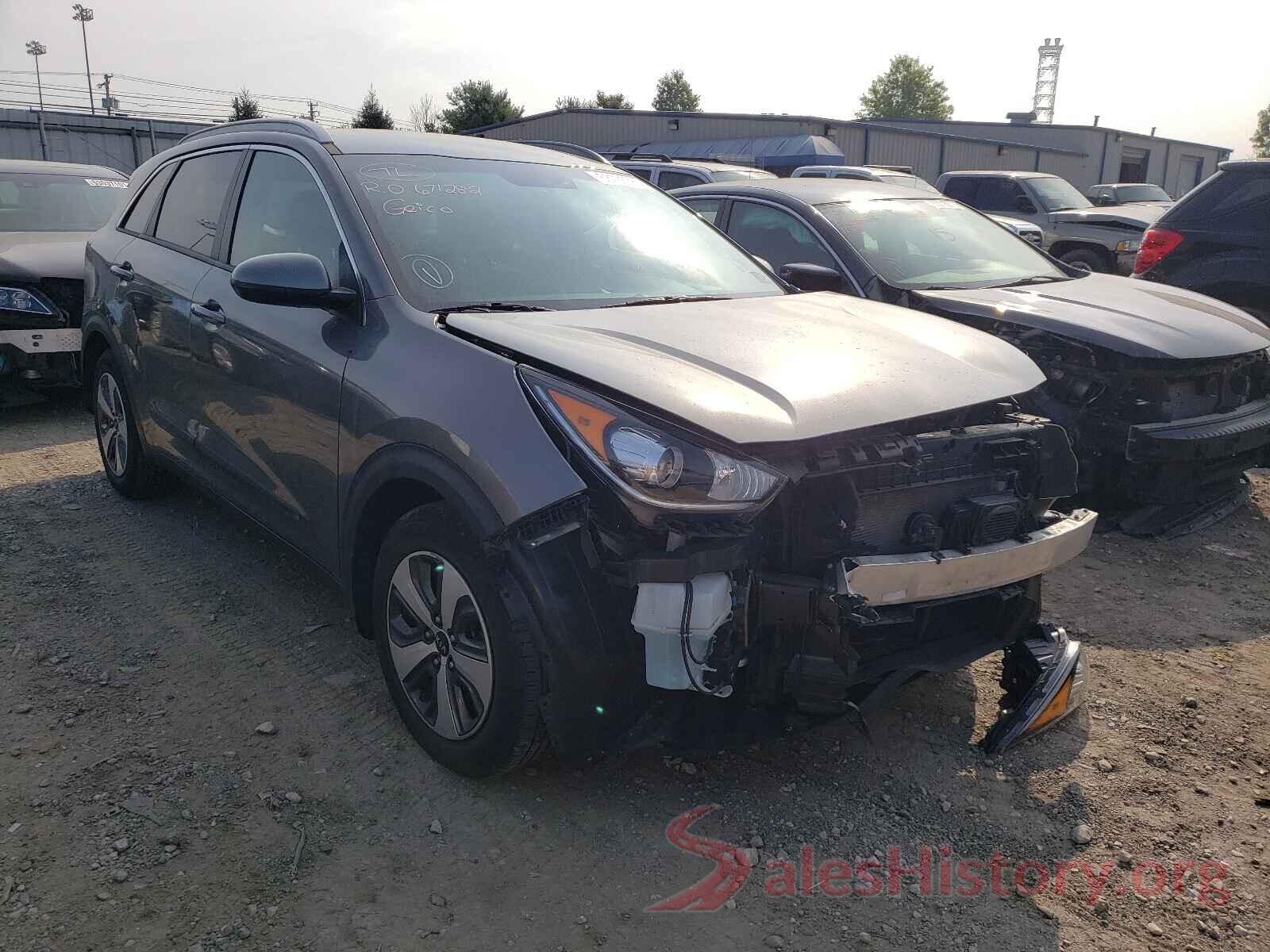 KNDCB3LC2J5117453 2018 KIA NIRO