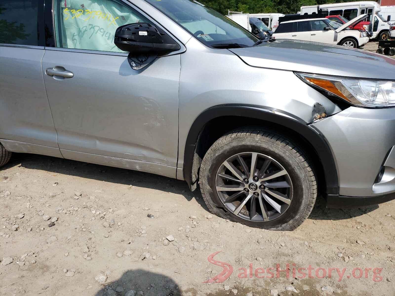 5TDJZRFH2JS865403 2018 TOYOTA HIGHLANDER