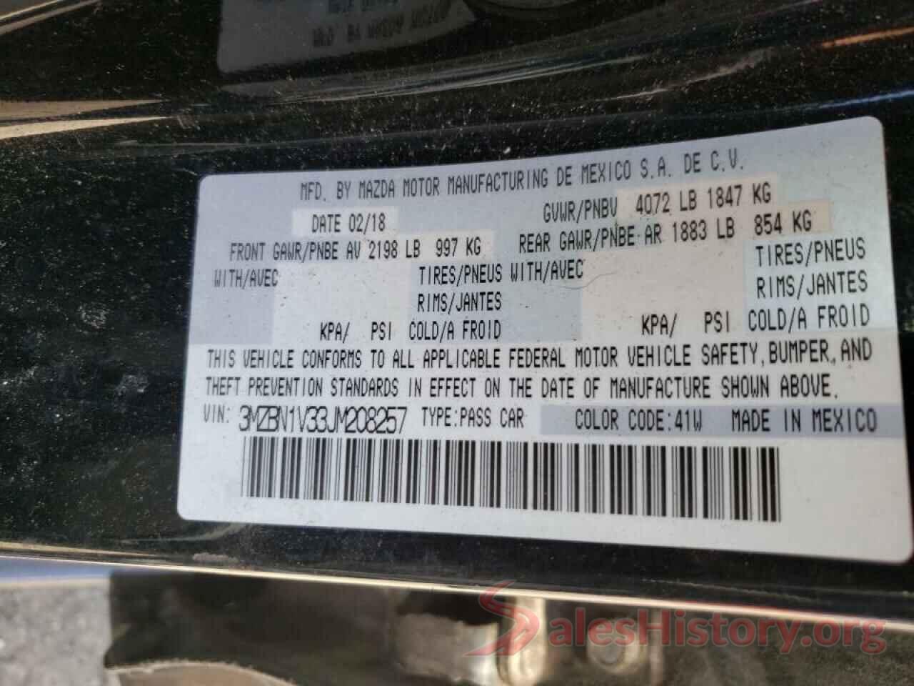 3MZBN1V33JM208257 2018 MAZDA 3