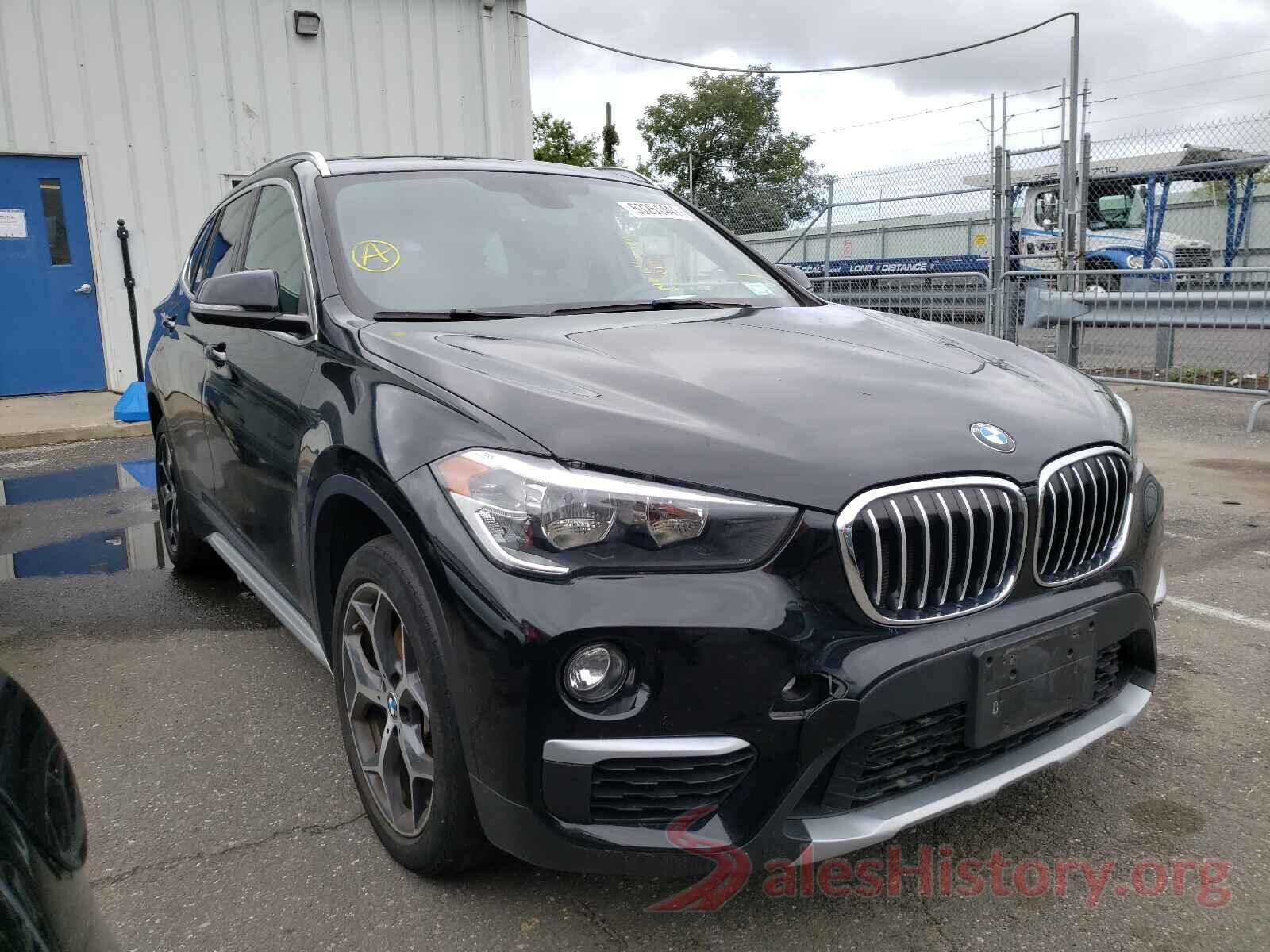 WBXHT3C31J5L29749 2018 BMW X1