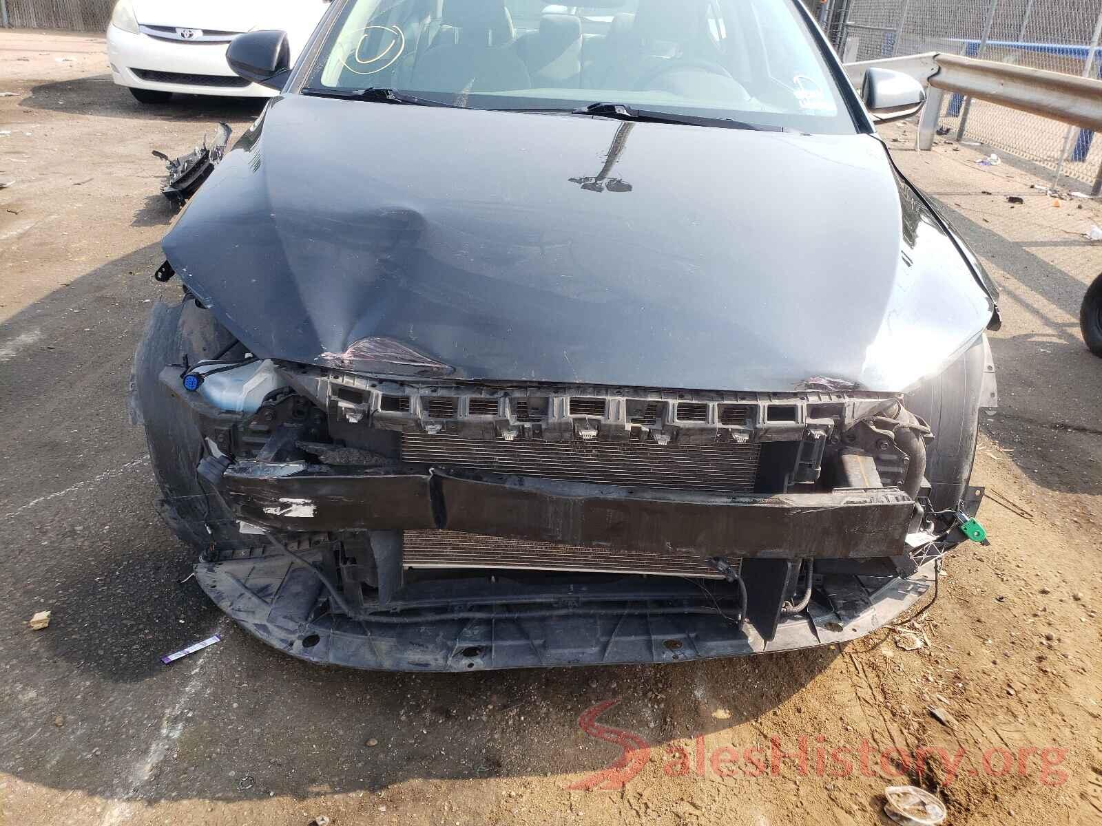 5NPD84LF5JH213824 2018 HYUNDAI ELANTRA