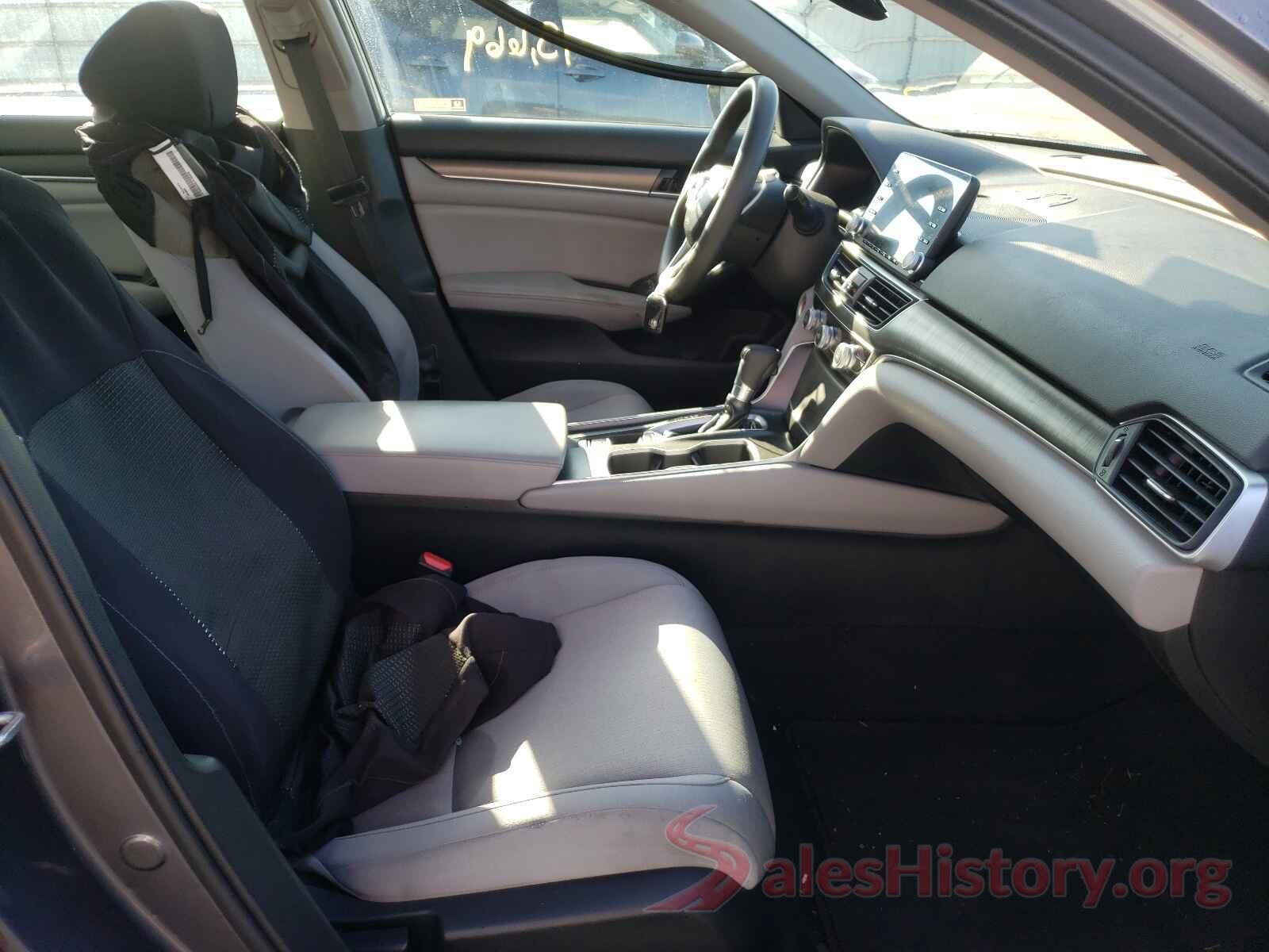 1HGCV1F1XJA165829 2018 HONDA ACCORD