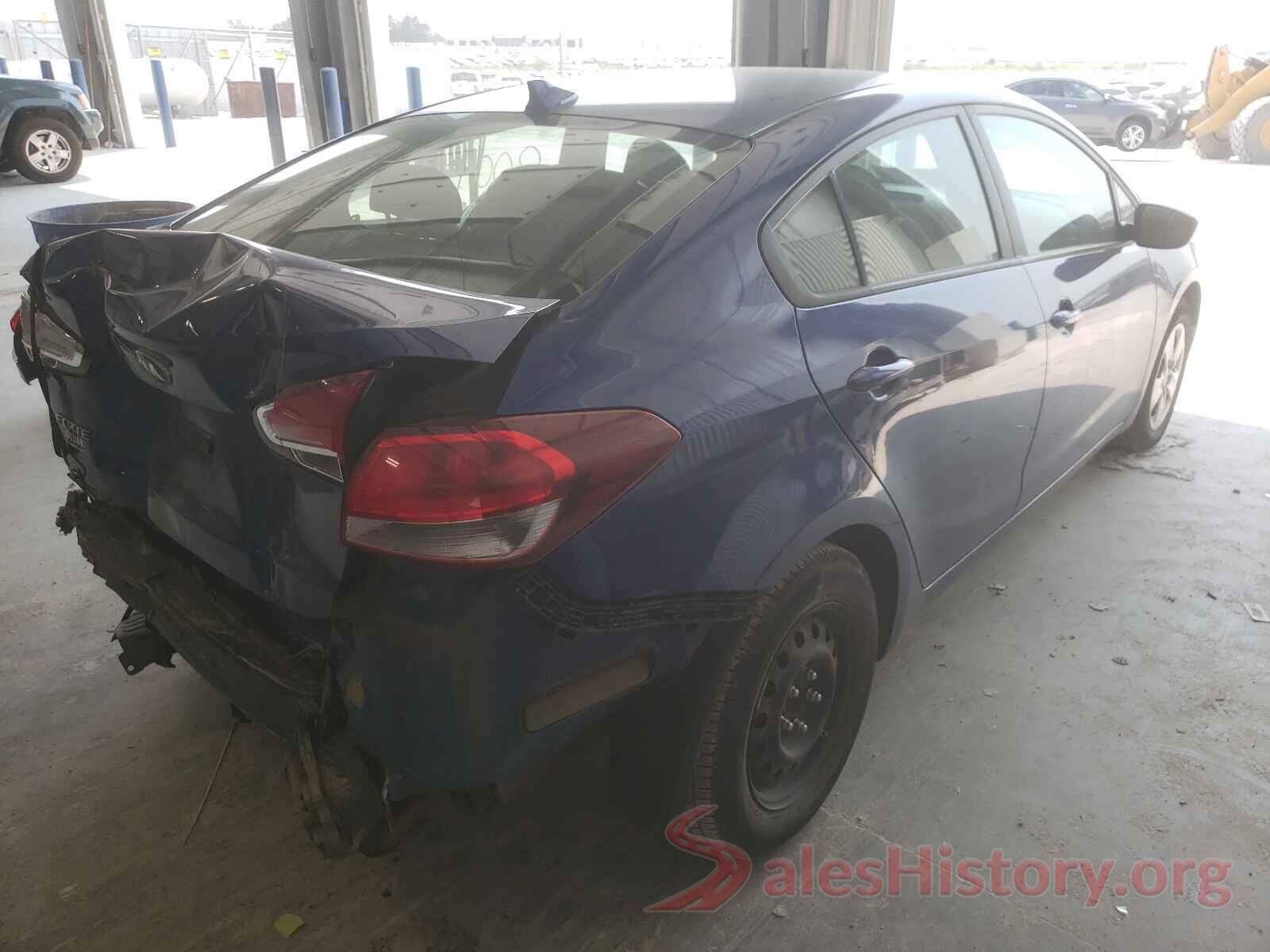 3KPFK4A77HE152593 2017 KIA FORTE