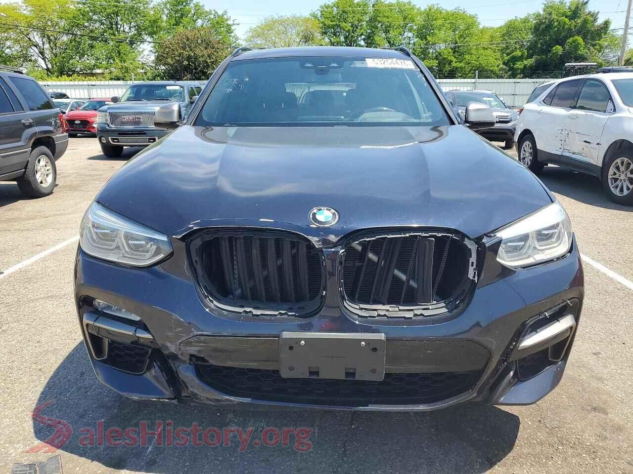 2019 BMW X3 VIN 5UXTS3C58K0Z03790, rear view
