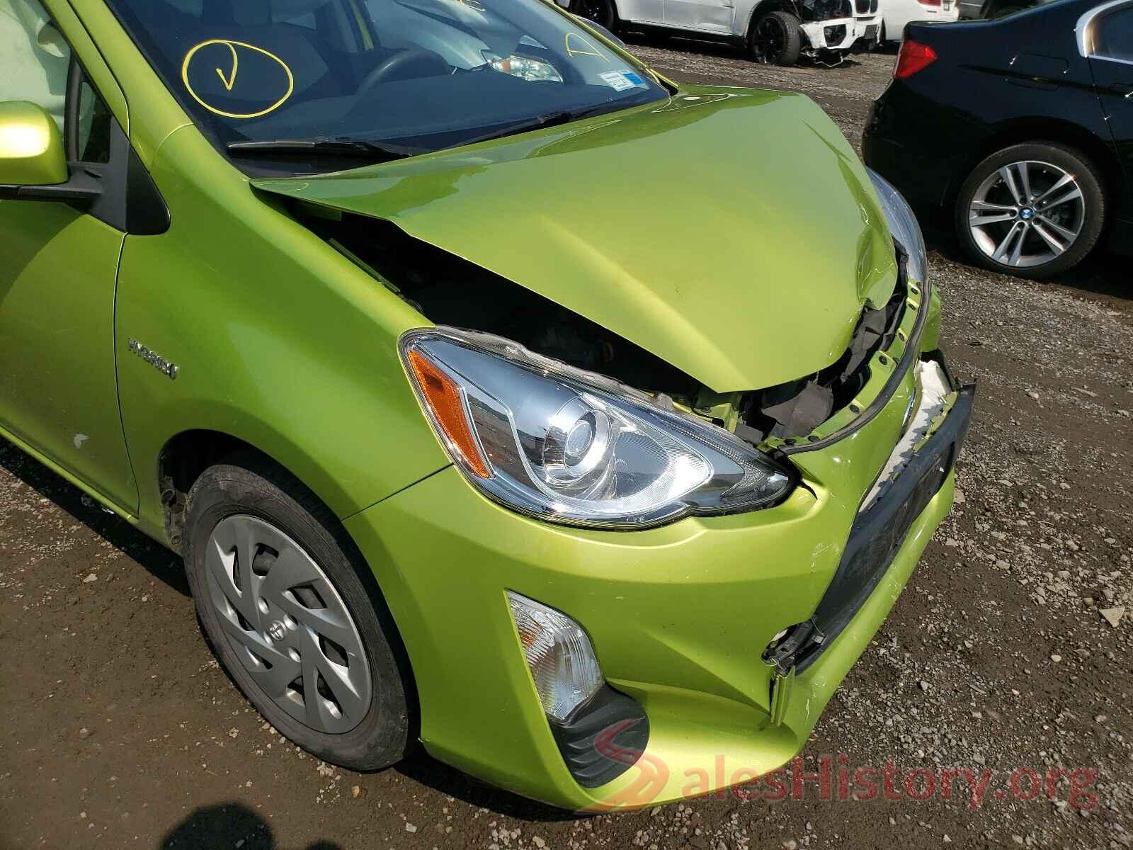 JTDKDTB35G1117261 2016 TOYOTA PRIUS