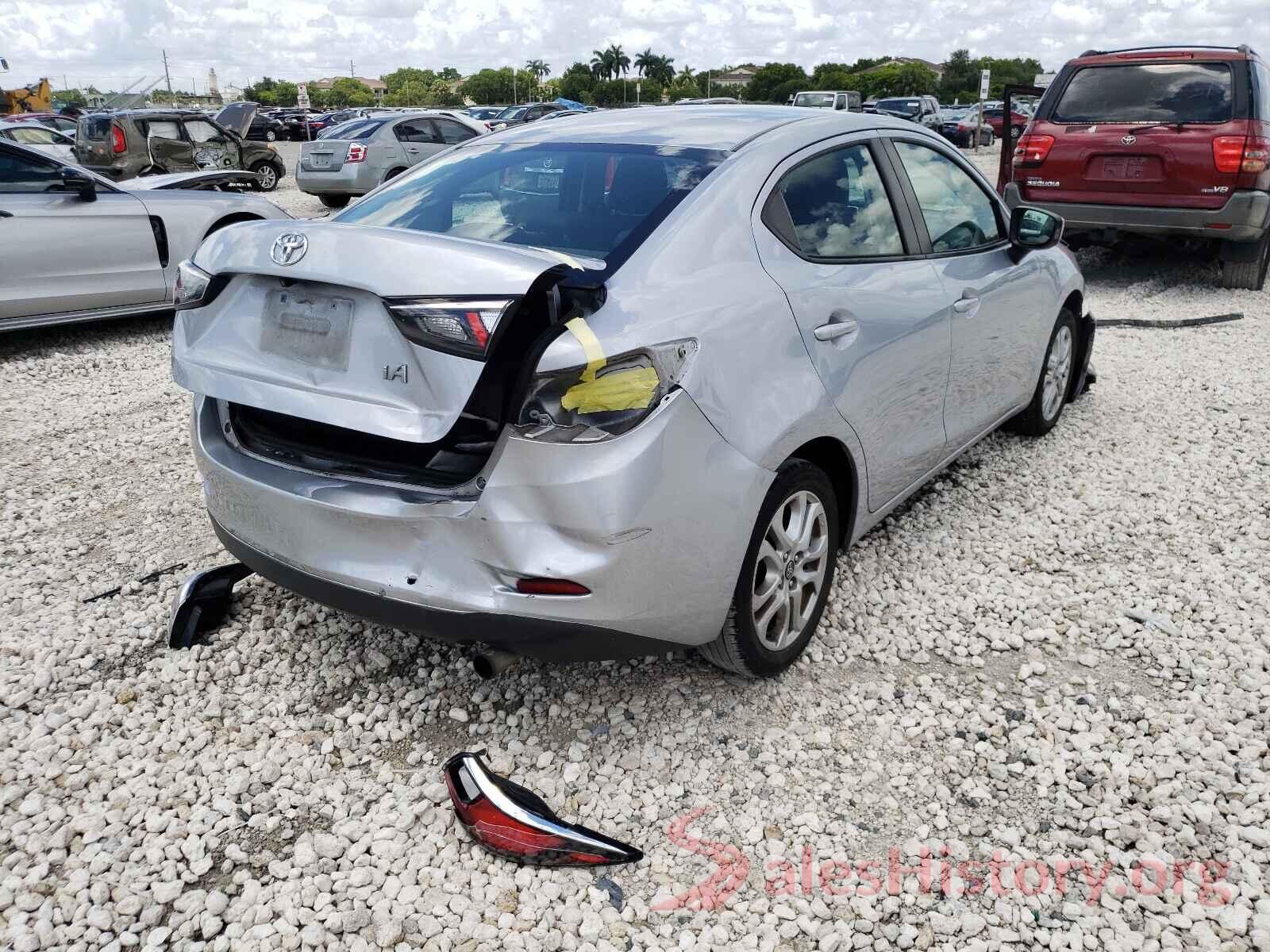 3MYDLBYV9HY157436 2017 TOYOTA YARIS