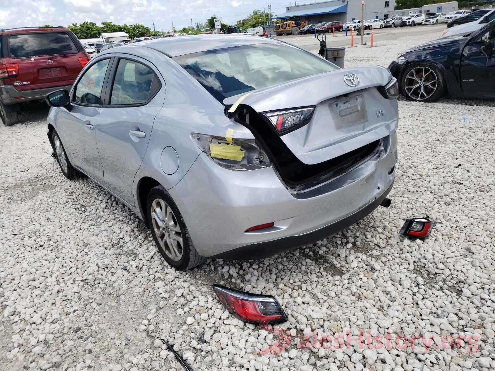 3MYDLBYV9HY157436 2017 TOYOTA YARIS