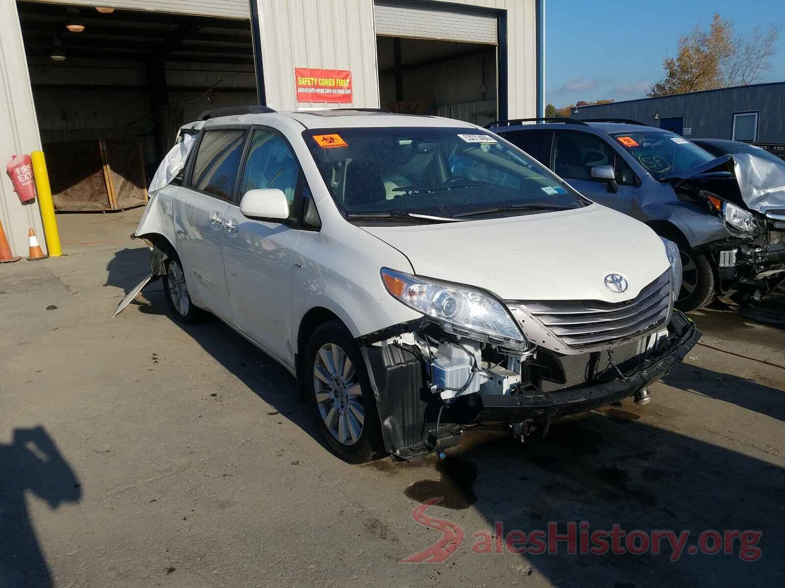 5TDDZ3DC6HS152029 2017 TOYOTA SIENNA