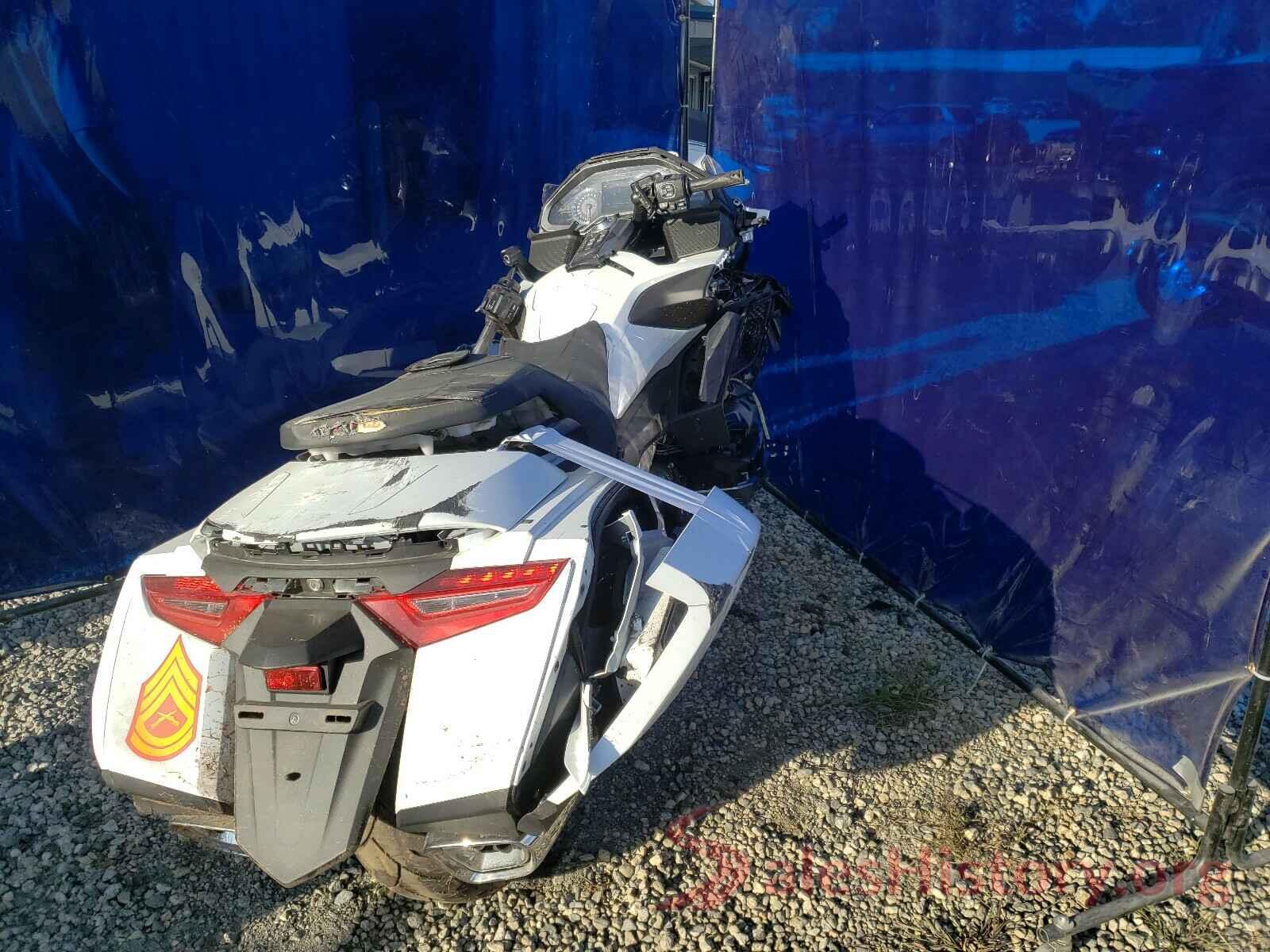 JH2SC7954JK000880 2018 HONDA GL CYCLE