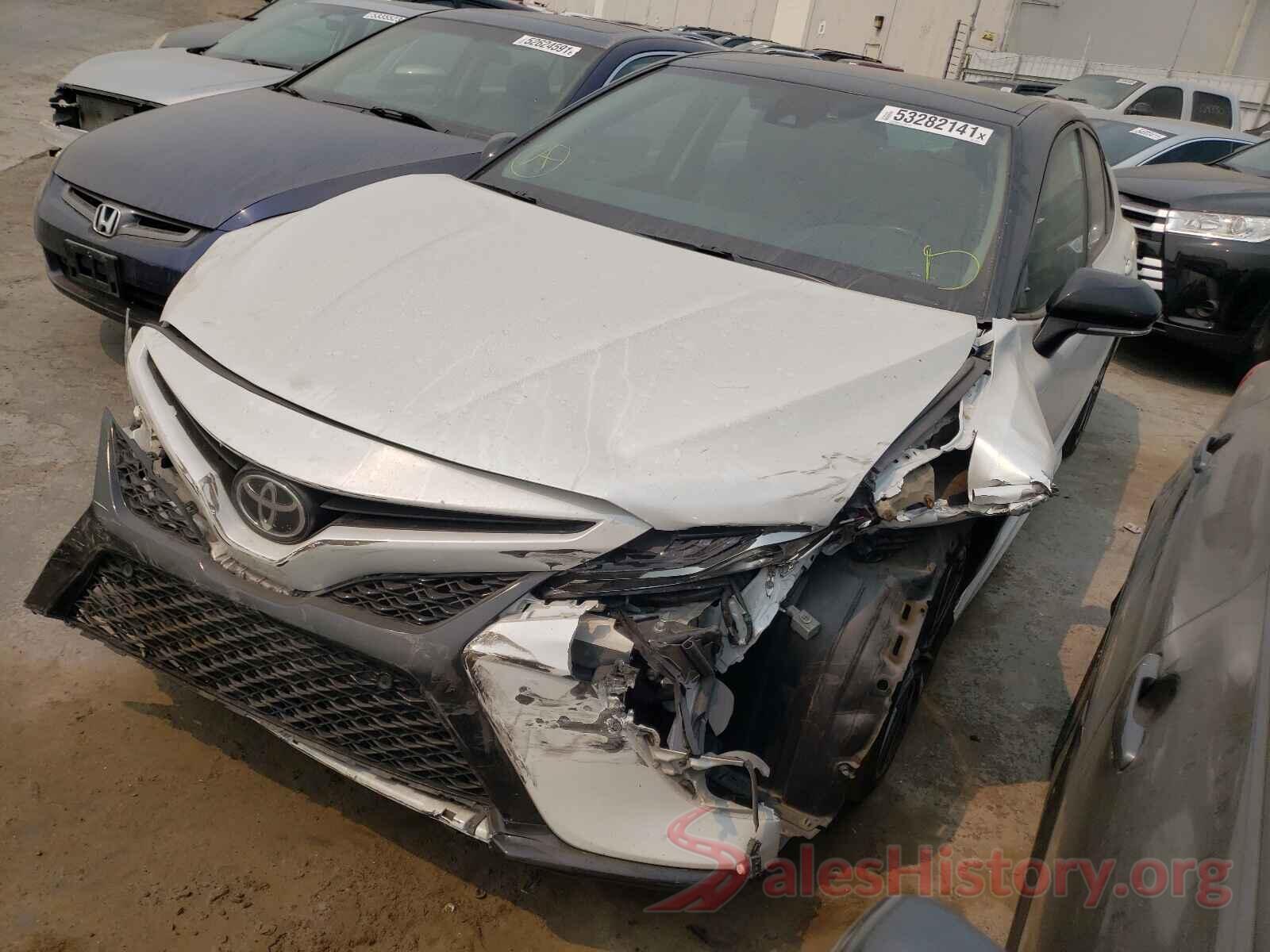 4T1B61HK2JU138616 2018 TOYOTA CAMRY