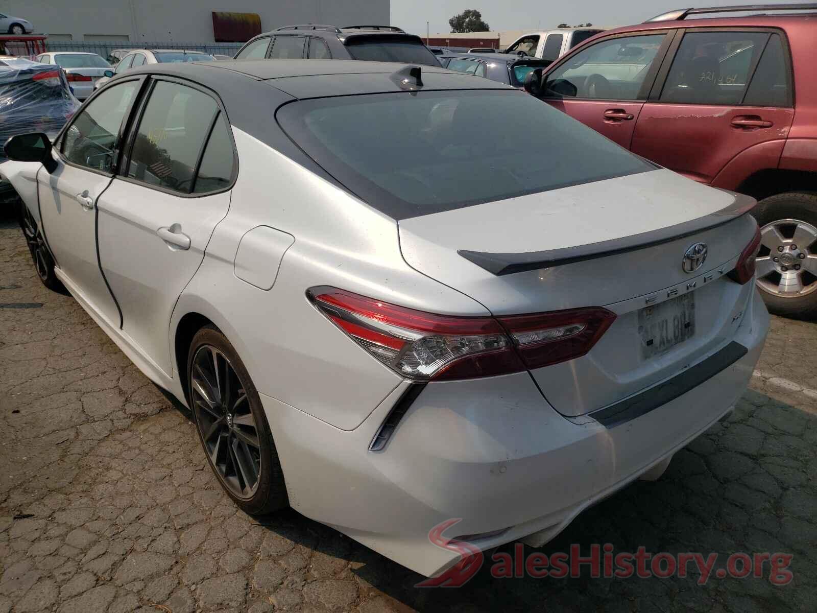 4T1B61HK2JU138616 2018 TOYOTA CAMRY