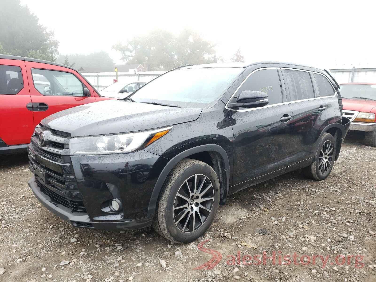 5TDJZRFH9JS810494 2018 TOYOTA HIGHLANDER