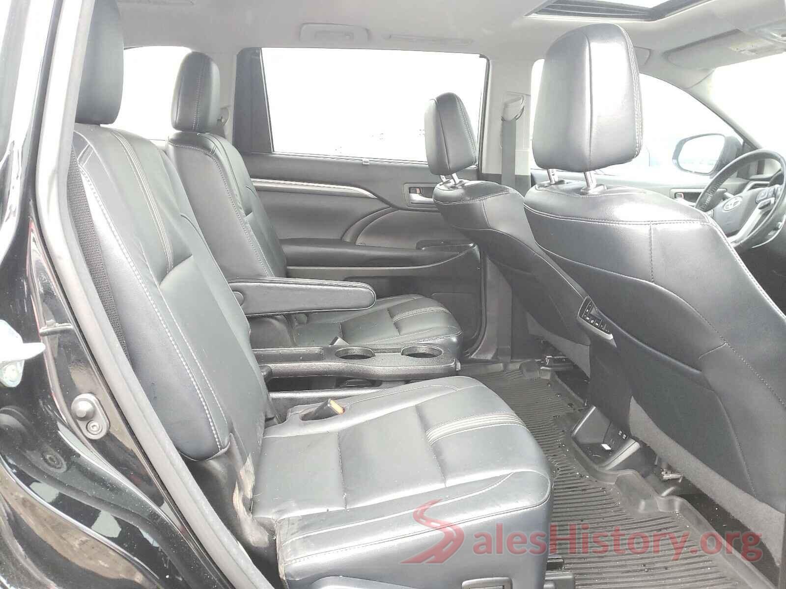 5TDJZRFH9JS810494 2018 TOYOTA HIGHLANDER