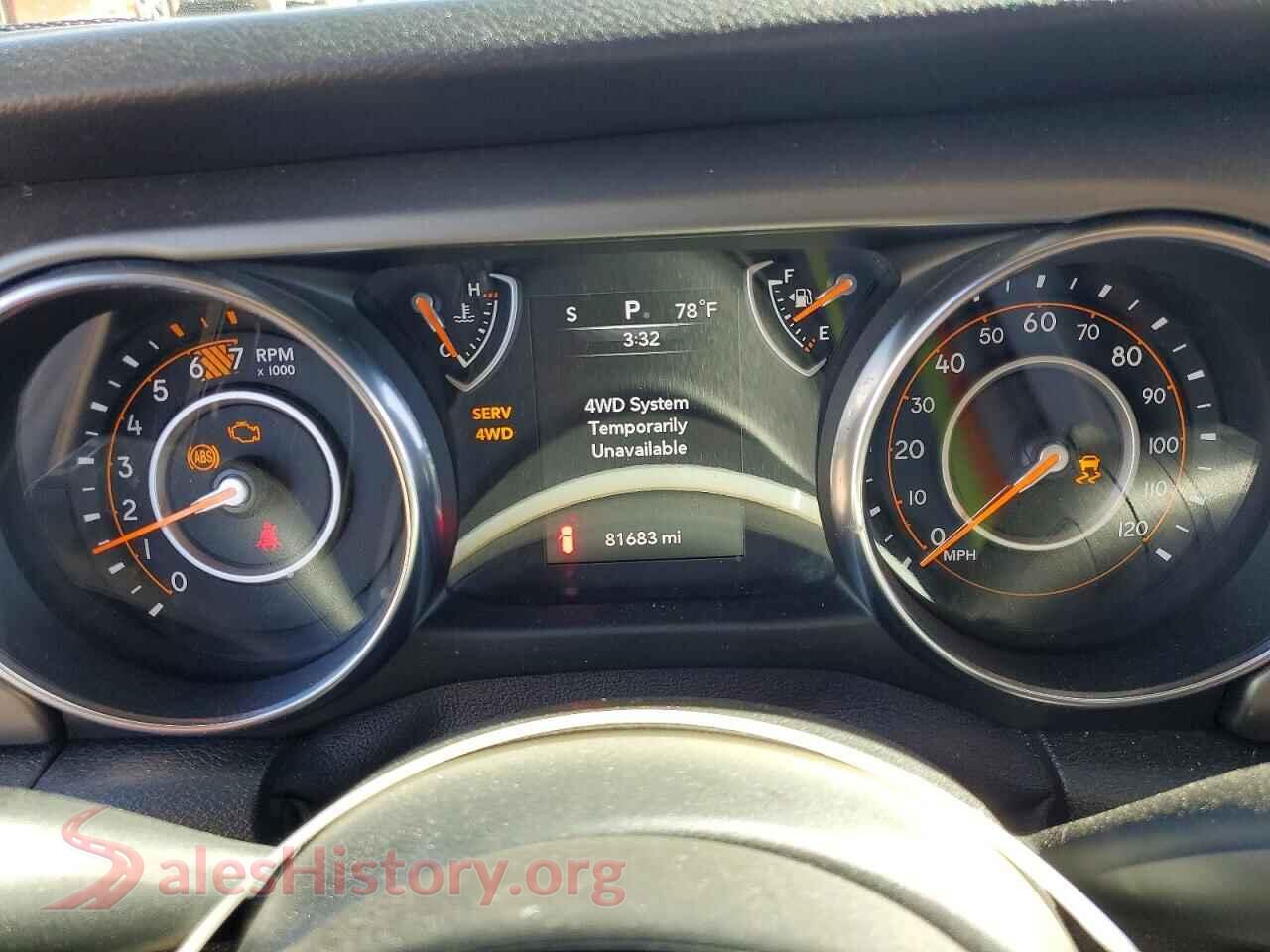 2019 JEEP WRANGLER VIN 1C4HJXDN5KW563740, interior center console